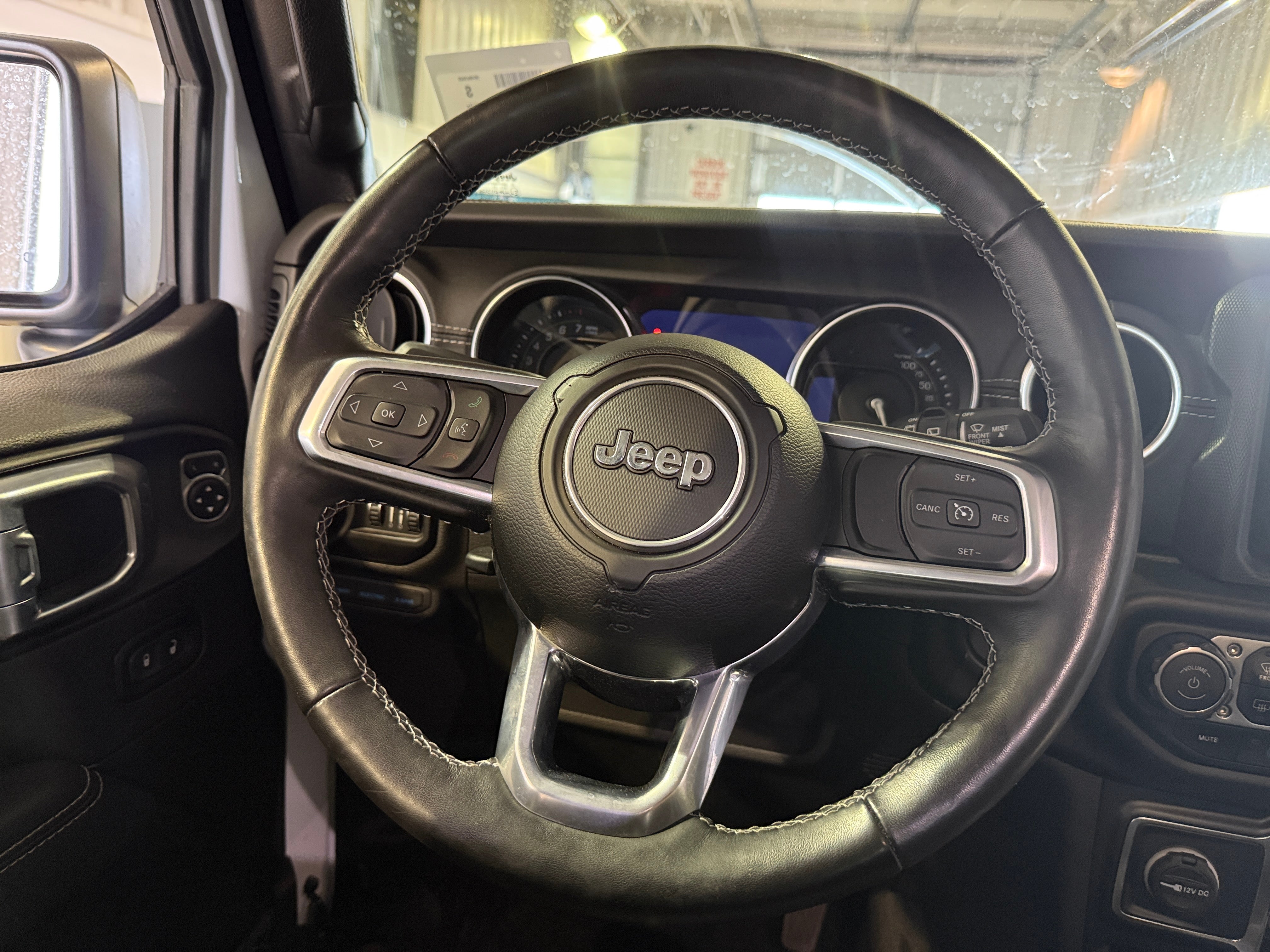 2022 Jeep Wrangler Unlimited Sahara 4xe 5