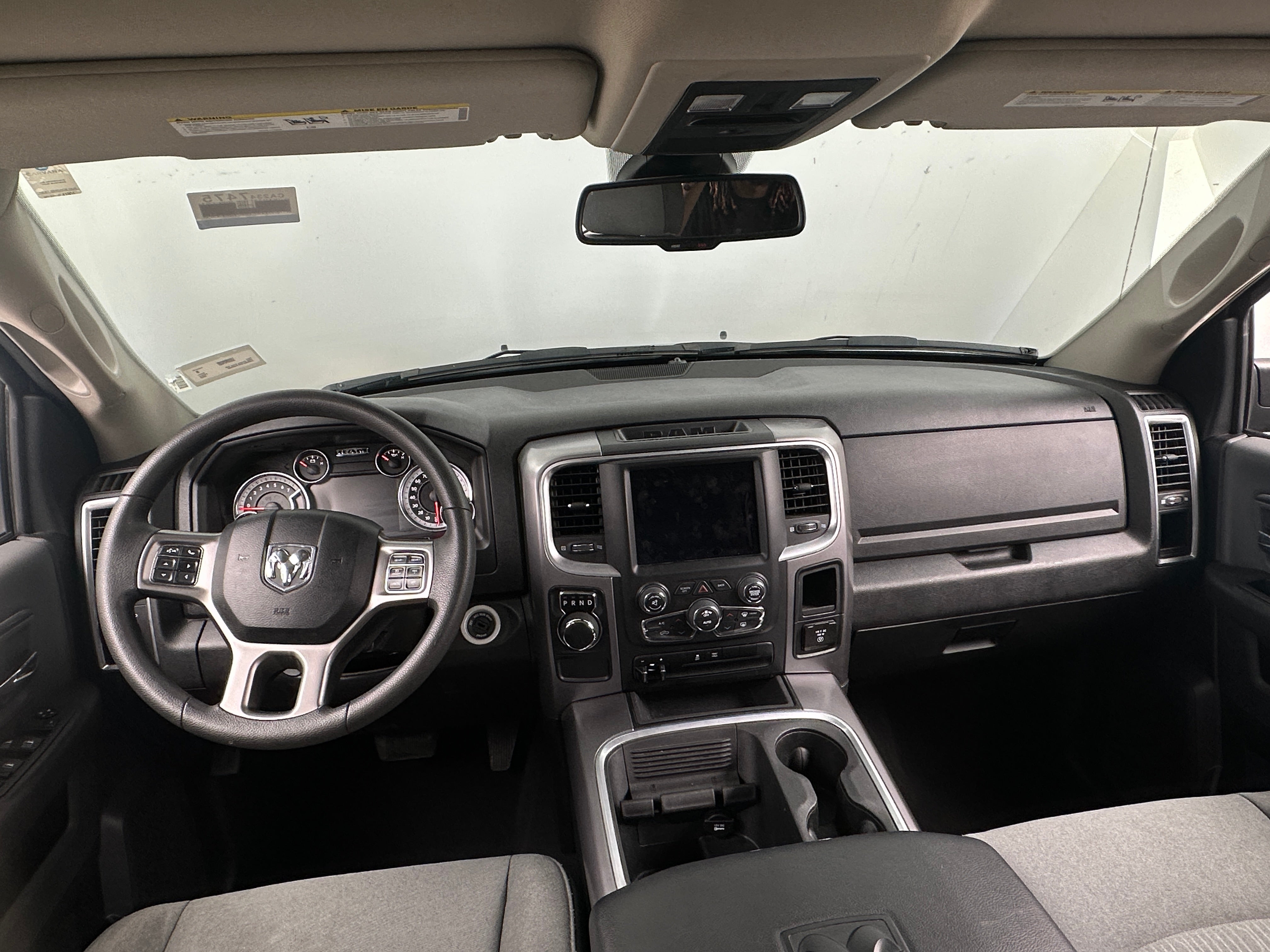 2023 RAM 1500 Classic SLT 3