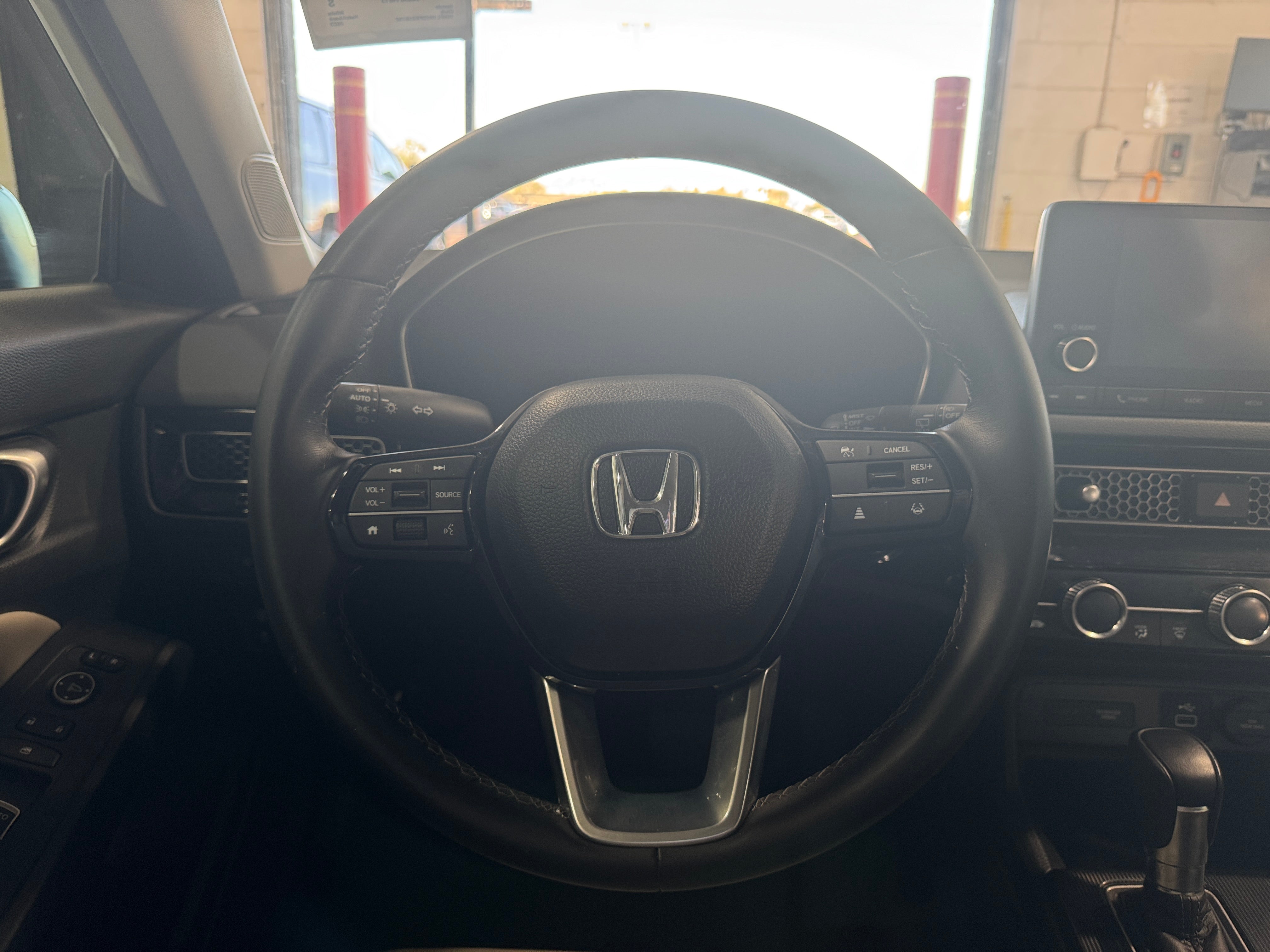 Thumbnail: 2023 Honda Civic - 4