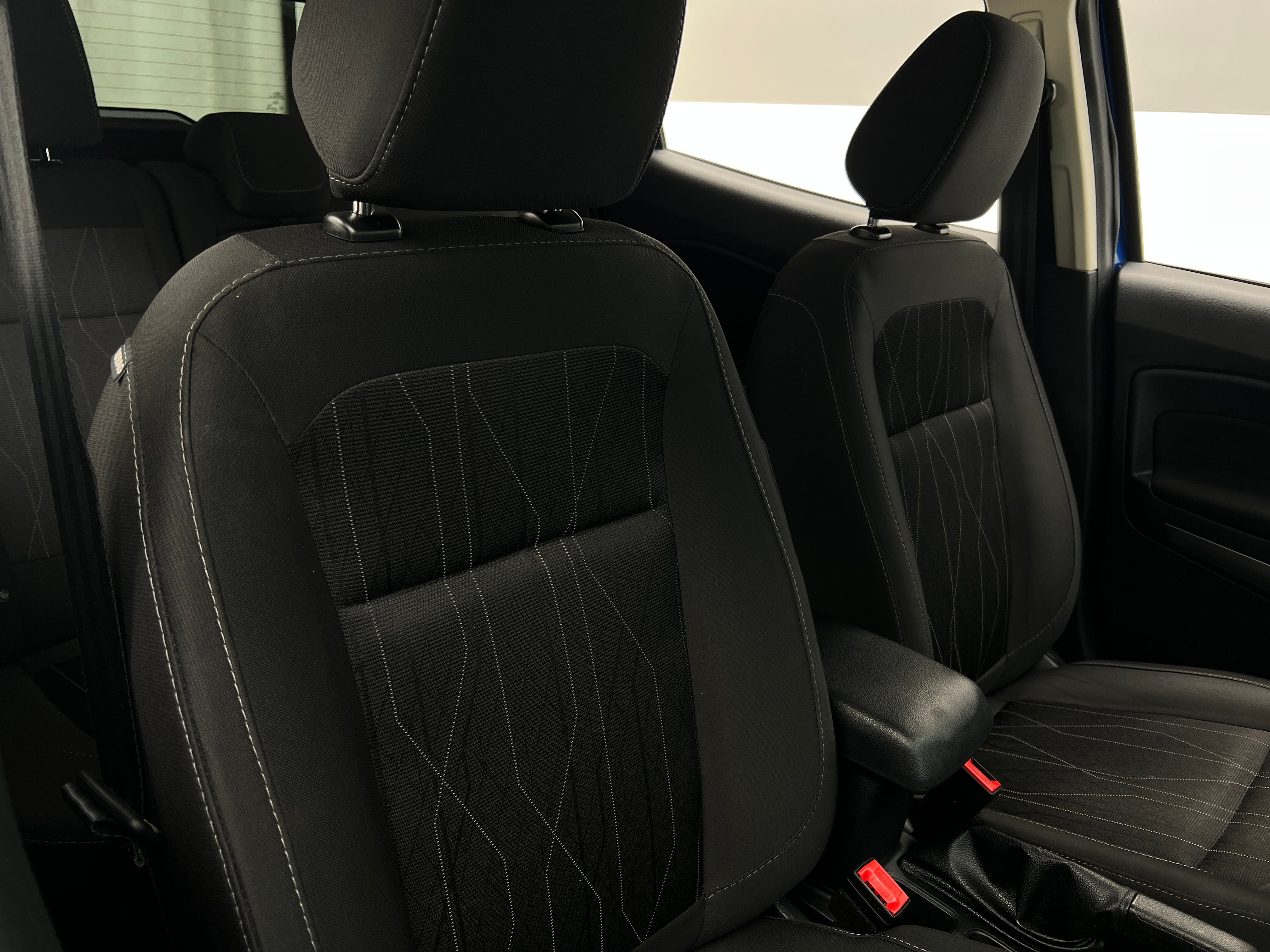 2021 Ford EcoSport SE 2