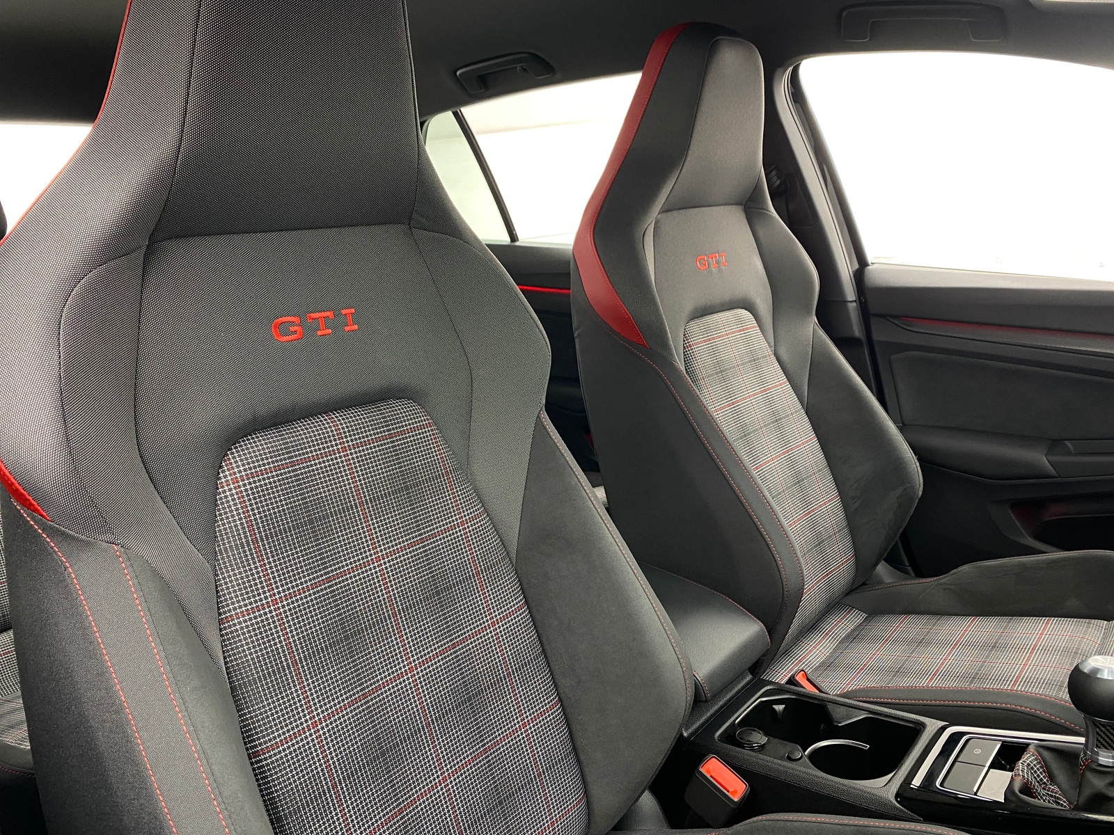 Thumbnail: 2024 Volkswagen Golf - 2