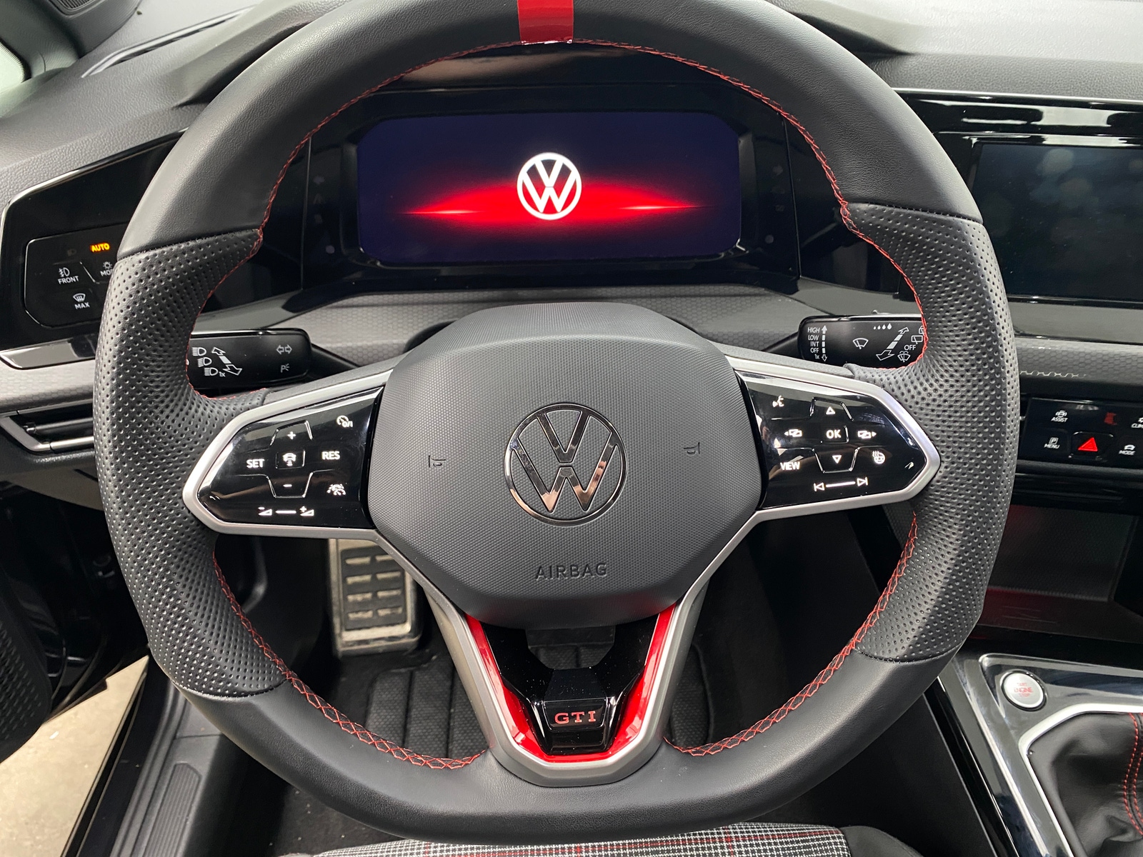 Thumbnail: 2024 Volkswagen Golf - 5