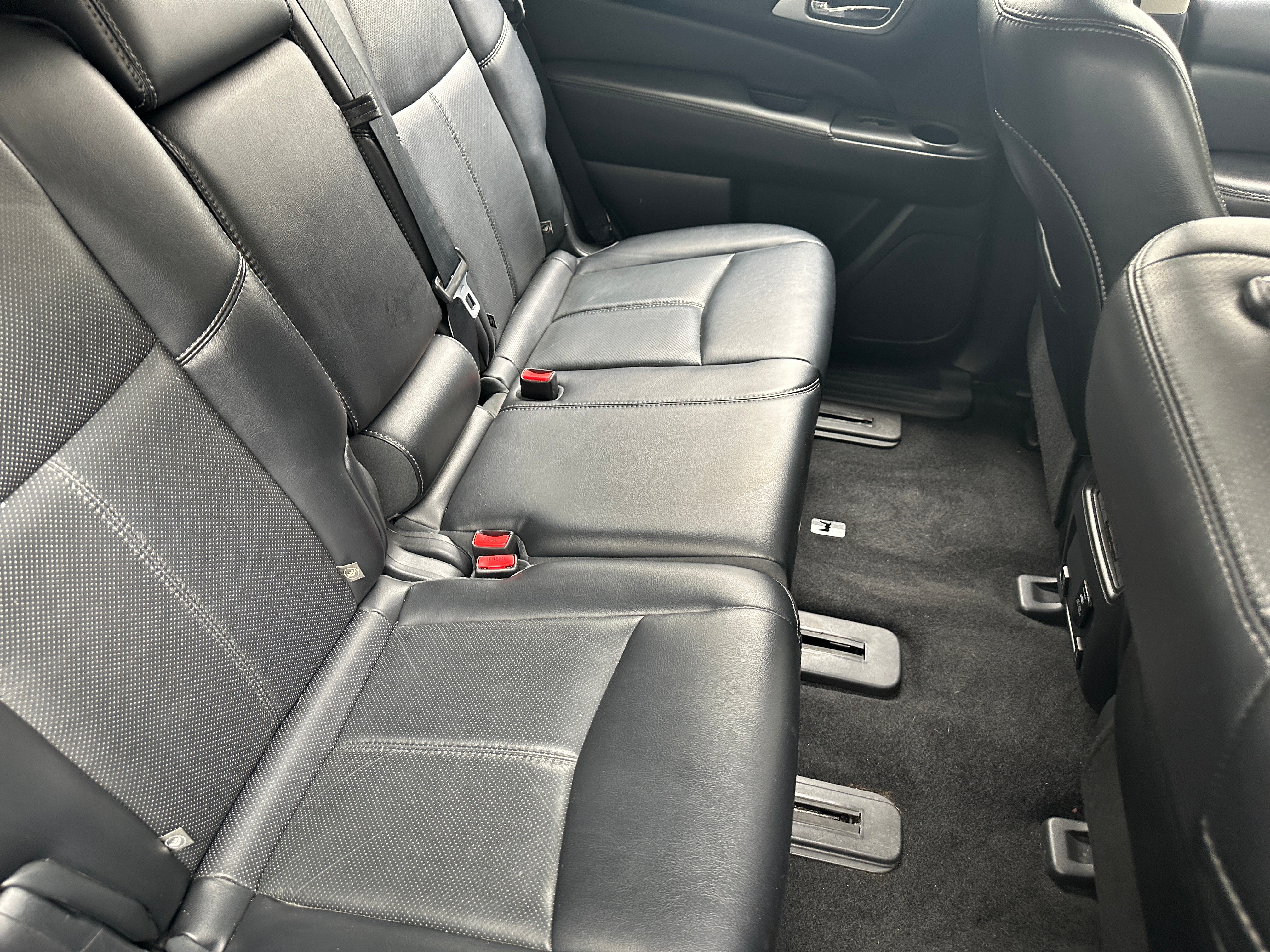 2015 Nissan Pathfinder Platinum 5