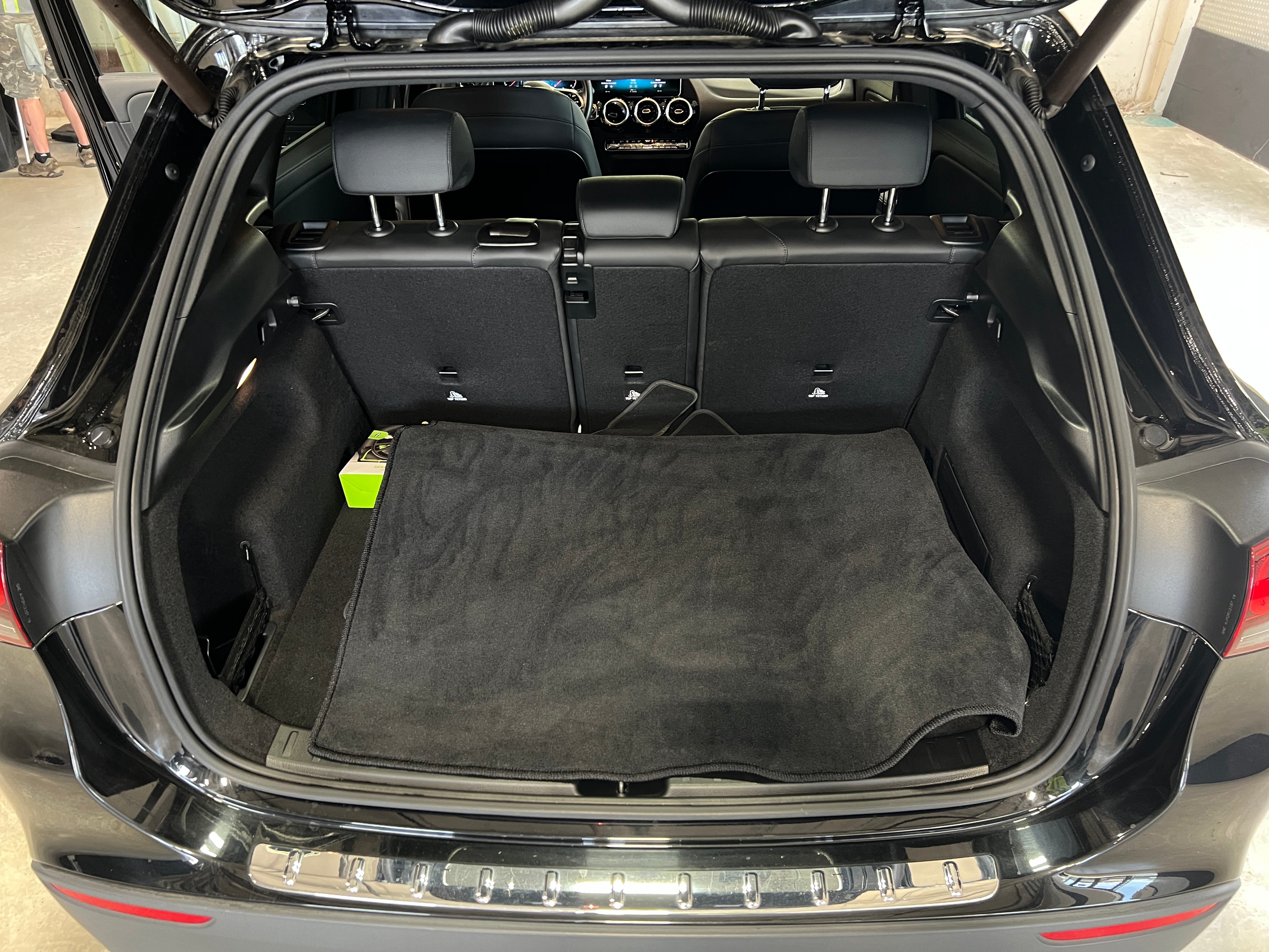 2021 Mercedes-Benz GLA 250 4MATIC 6