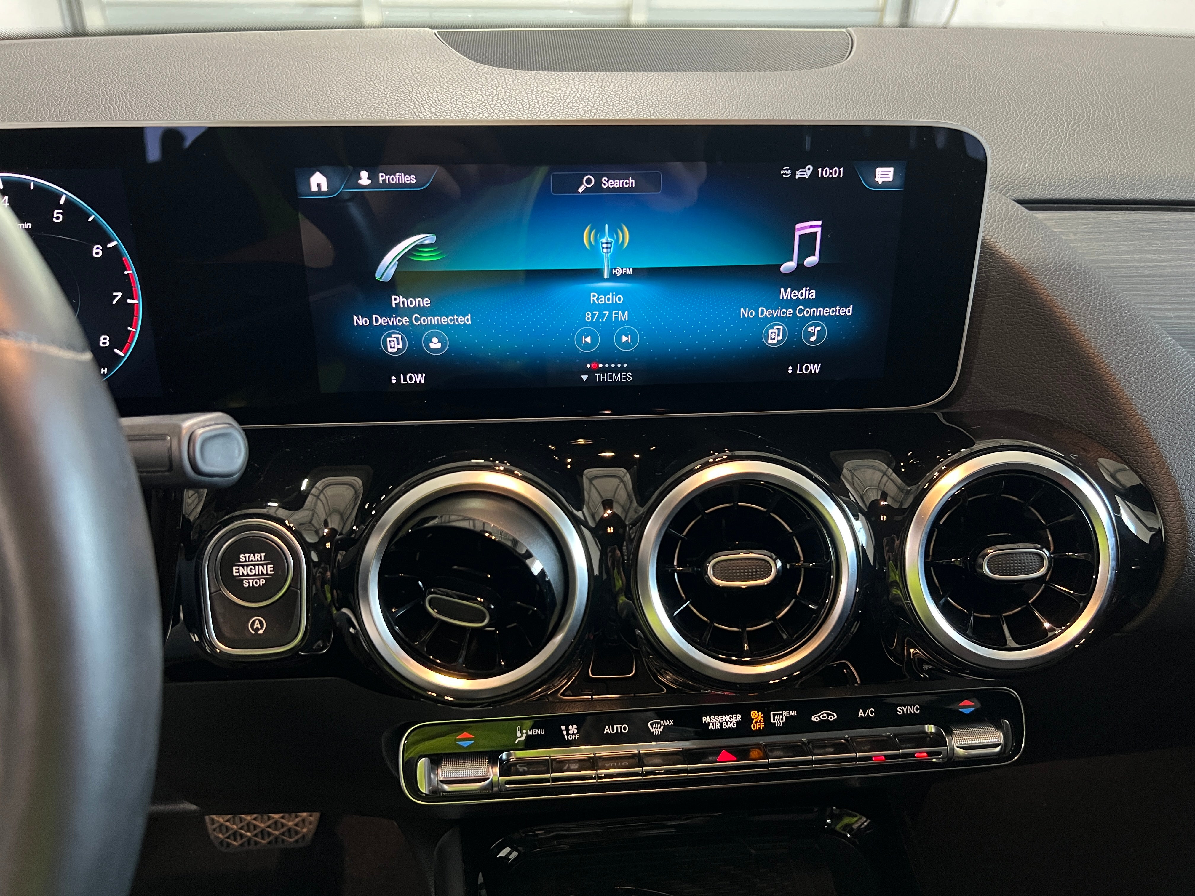 2021 Mercedes-Benz GLA 250 4MATIC 3
