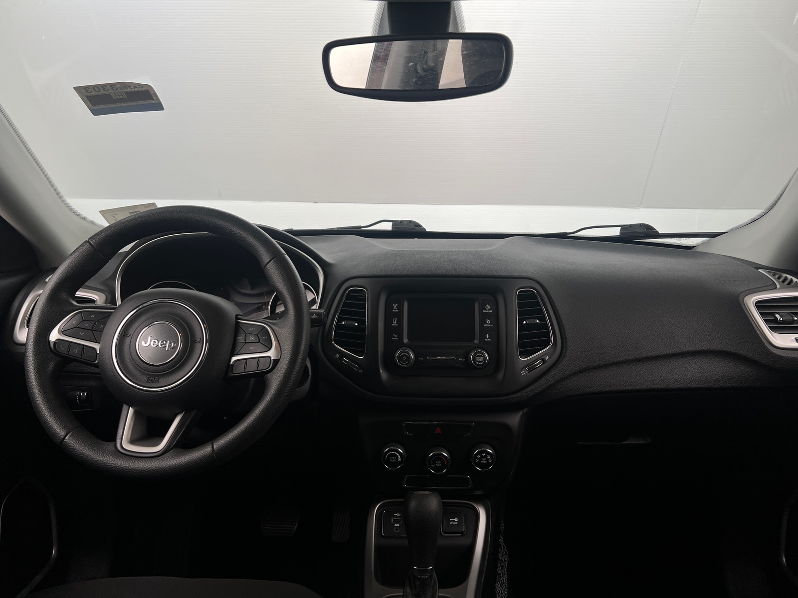Thumbnail: 2018 Jeep Compass - 3