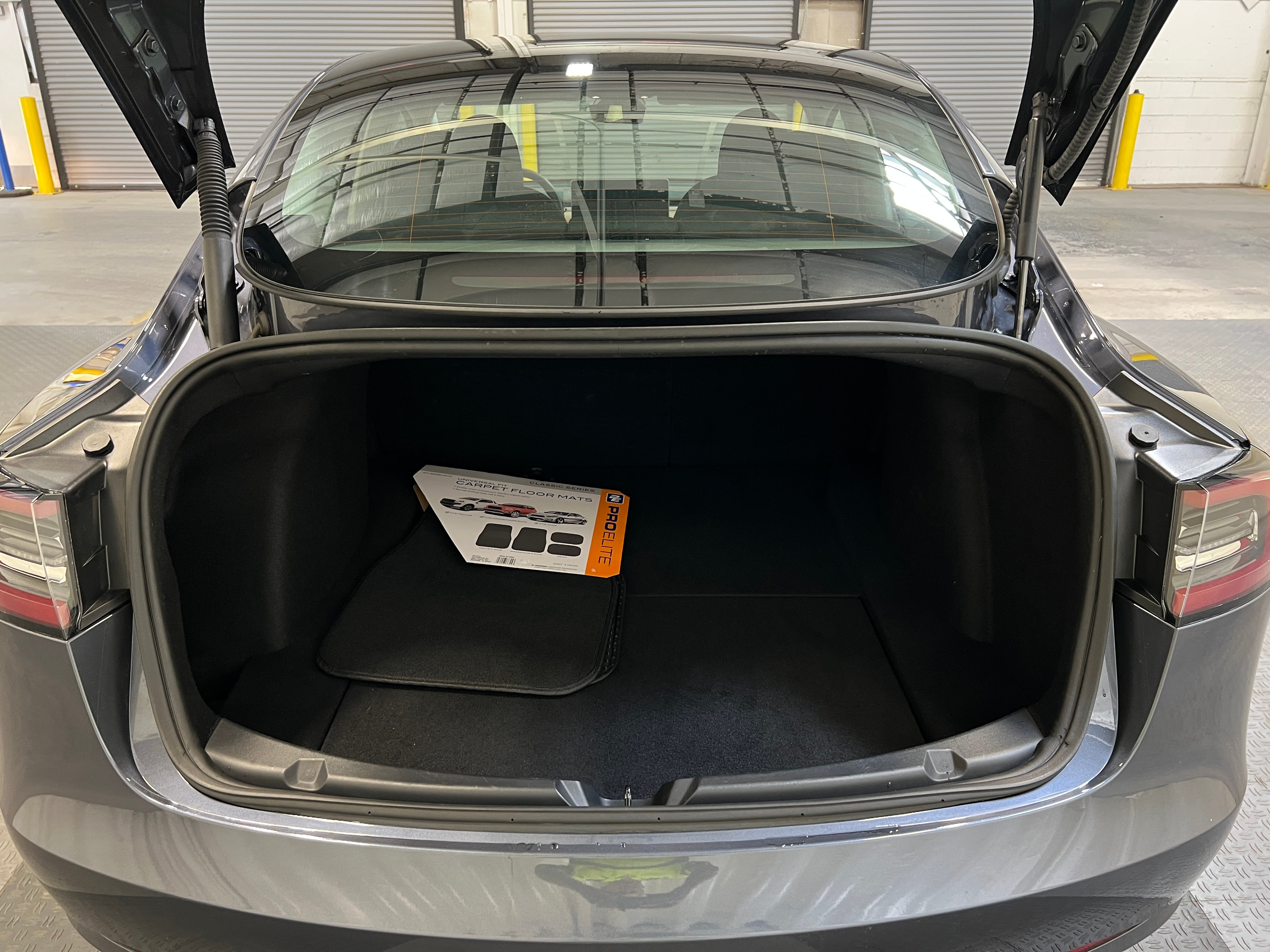 2023 Tesla Model 3 Standard Range 6