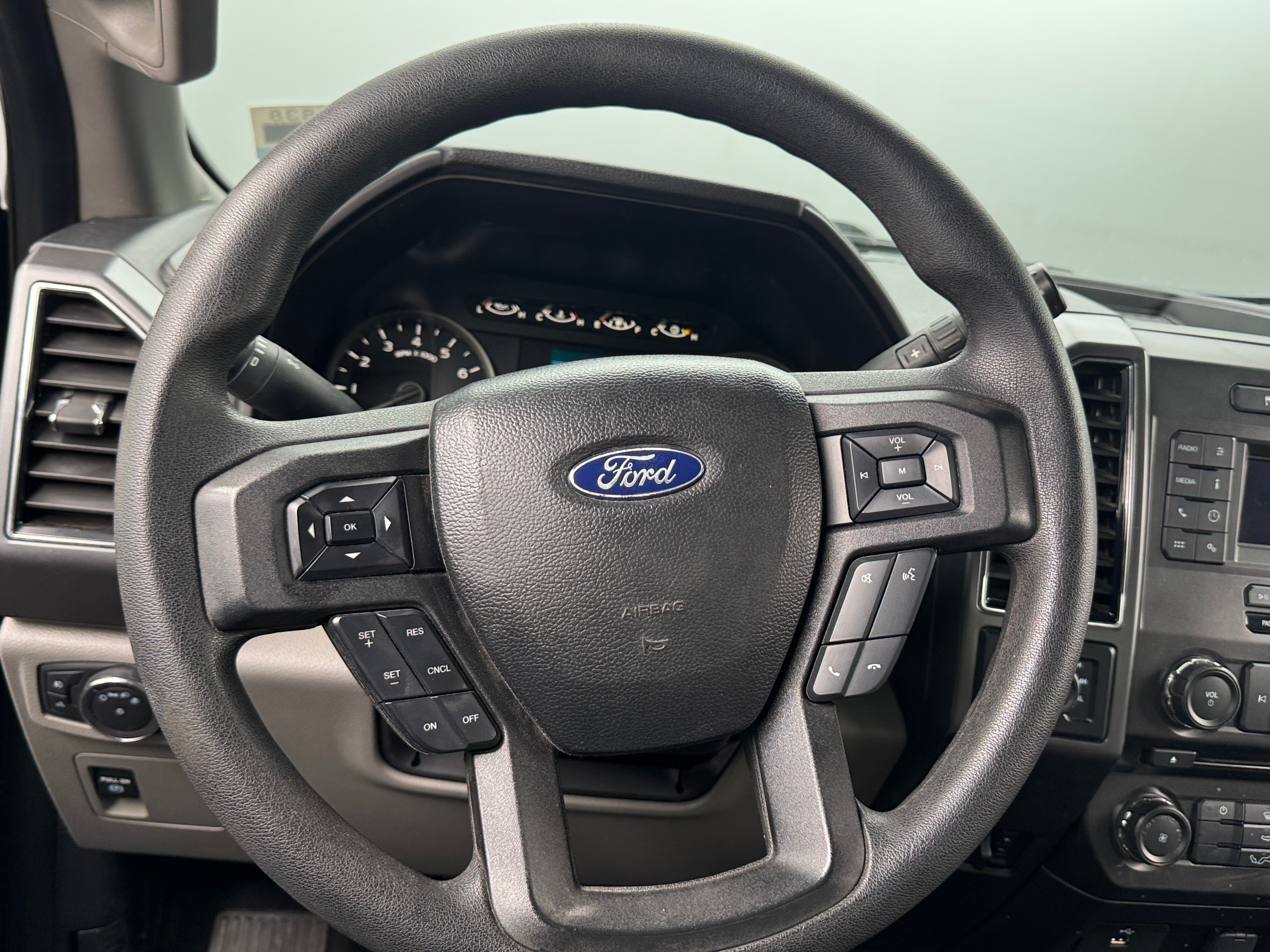 2018 Ford Econoline E-150 5