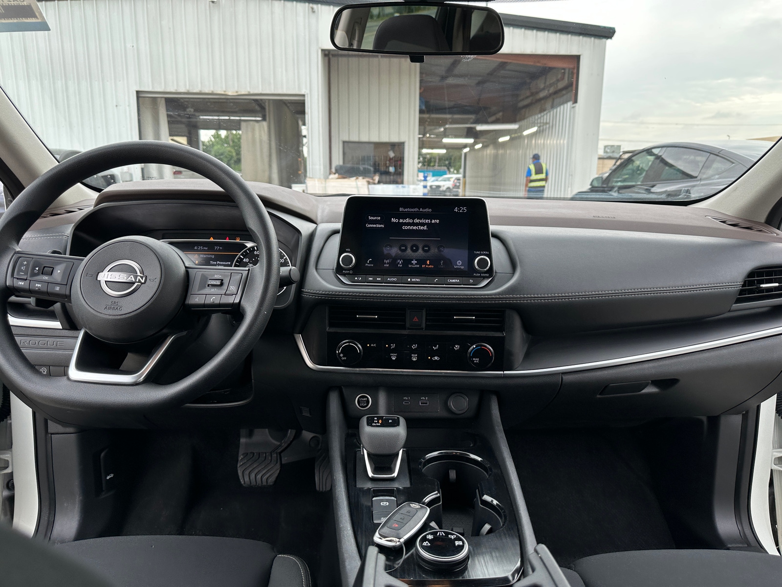 Thumbnail: 2023 Nissan Rogue - 3