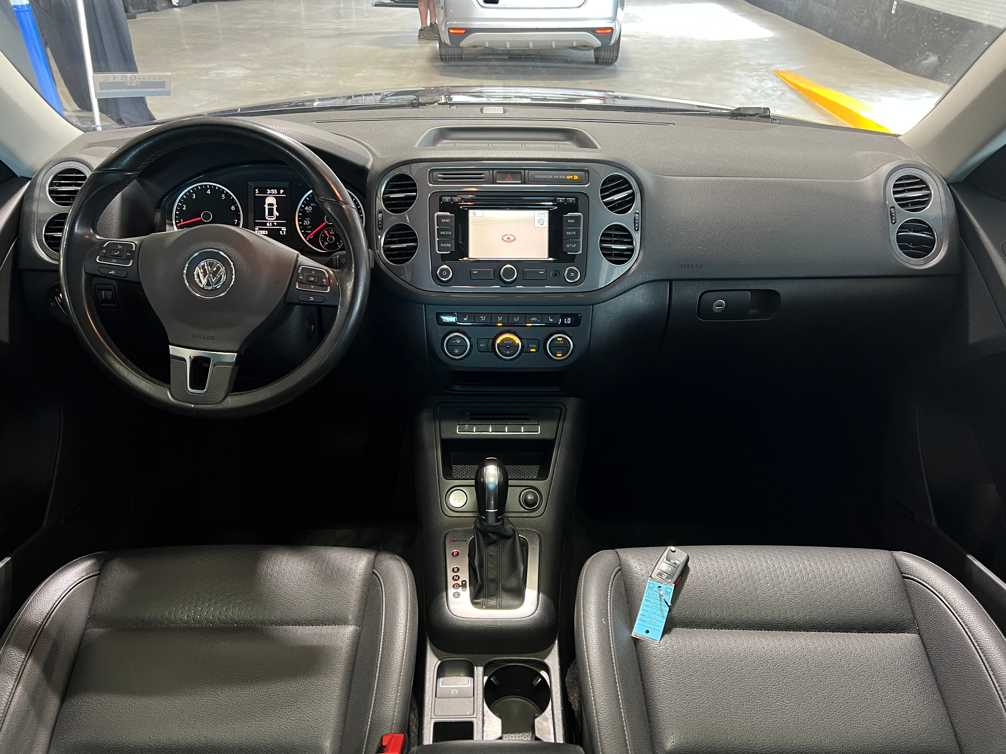 2015 Volkswagen Tiguan SEL 2