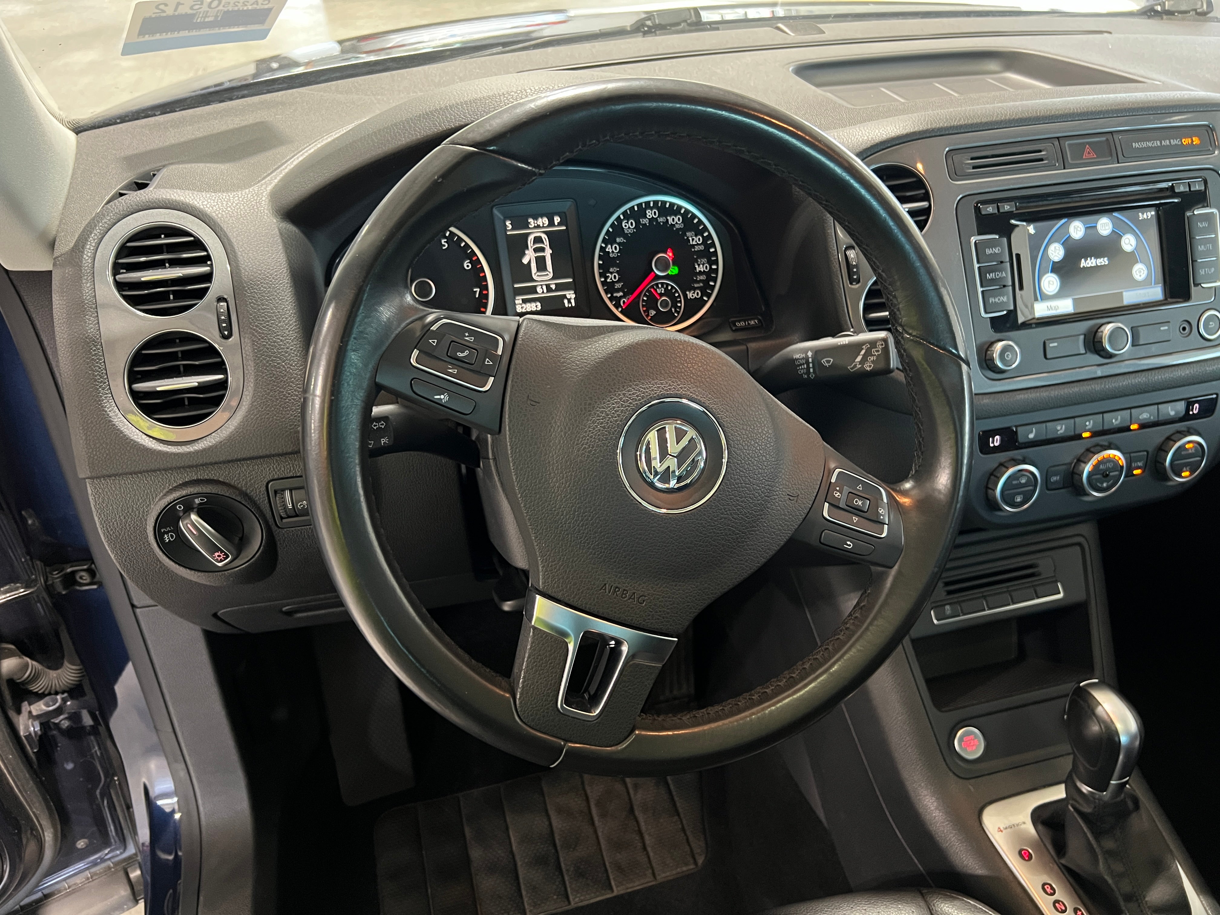 2015 Volkswagen Tiguan SEL 4