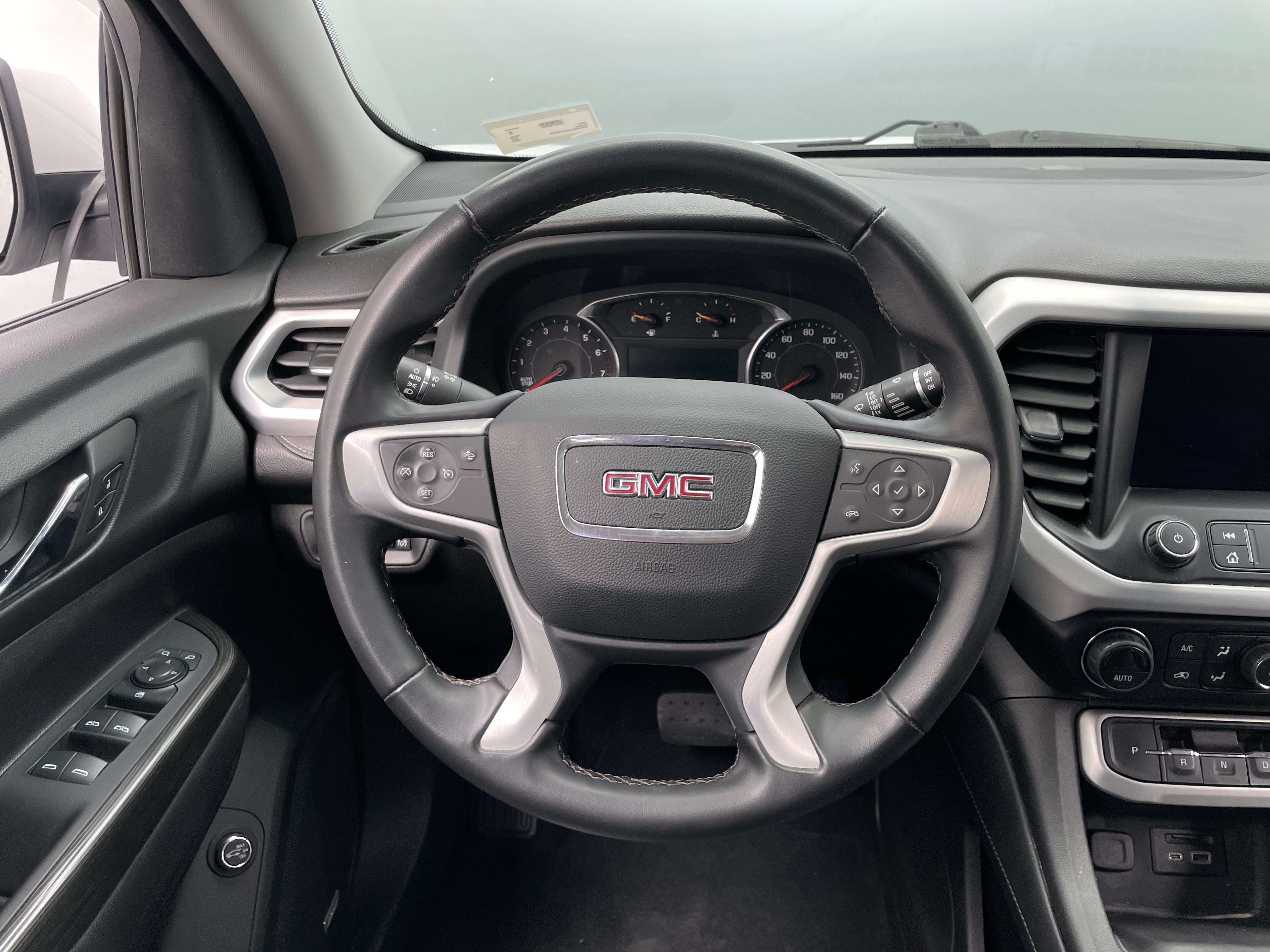 2023 GMC Acadia SLT 5