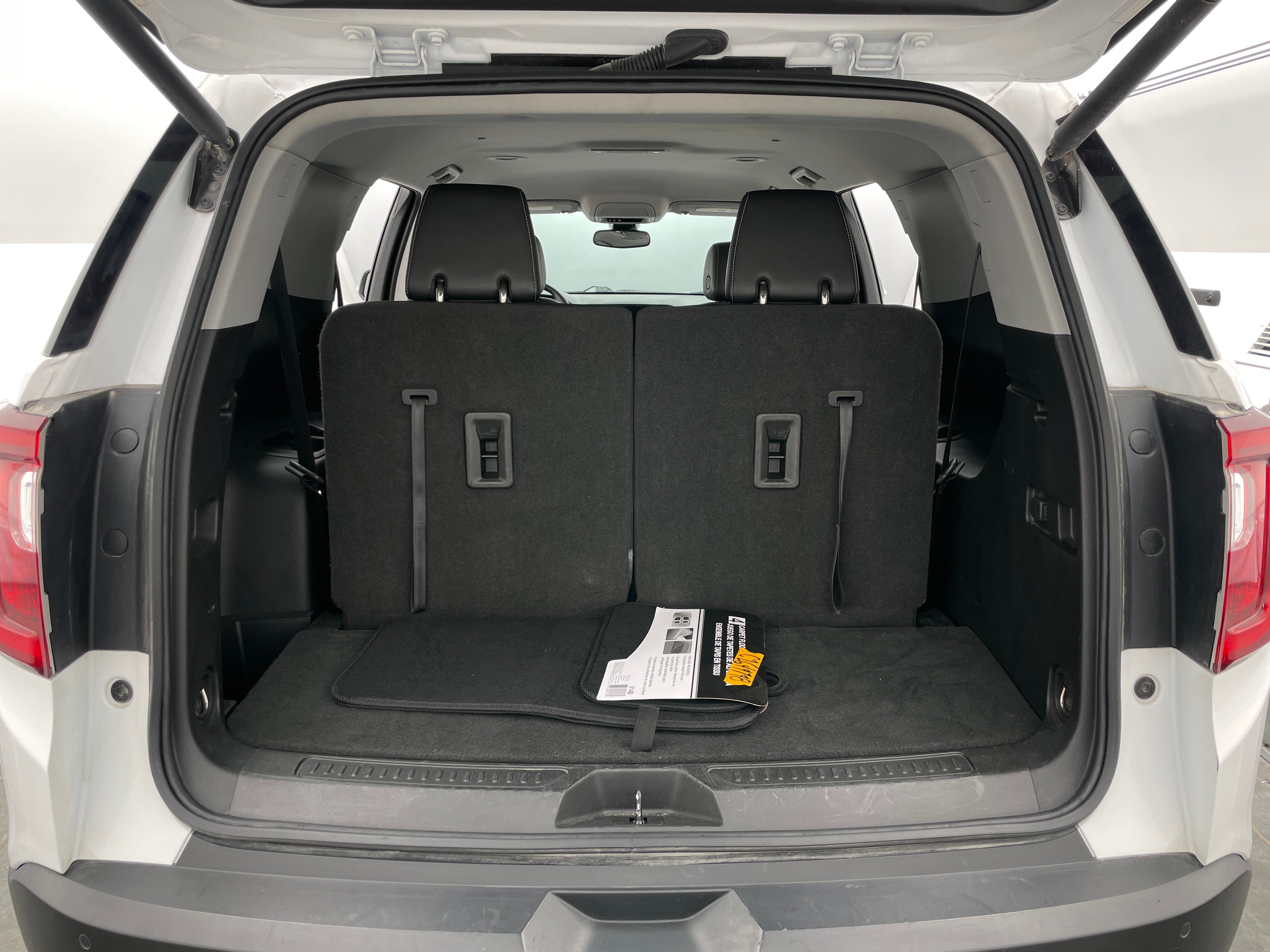 2023 GMC Acadia SLT 7