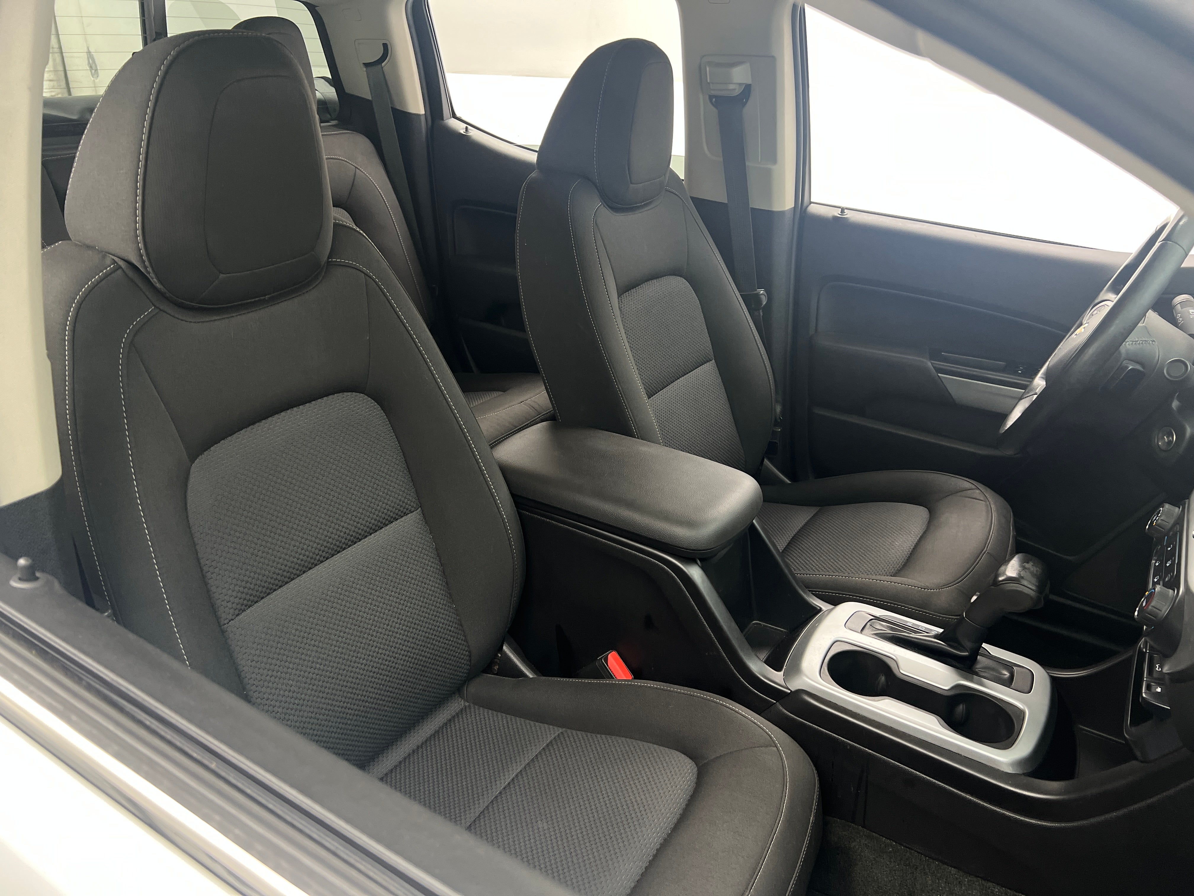 2016 Chevrolet Colorado LT 2