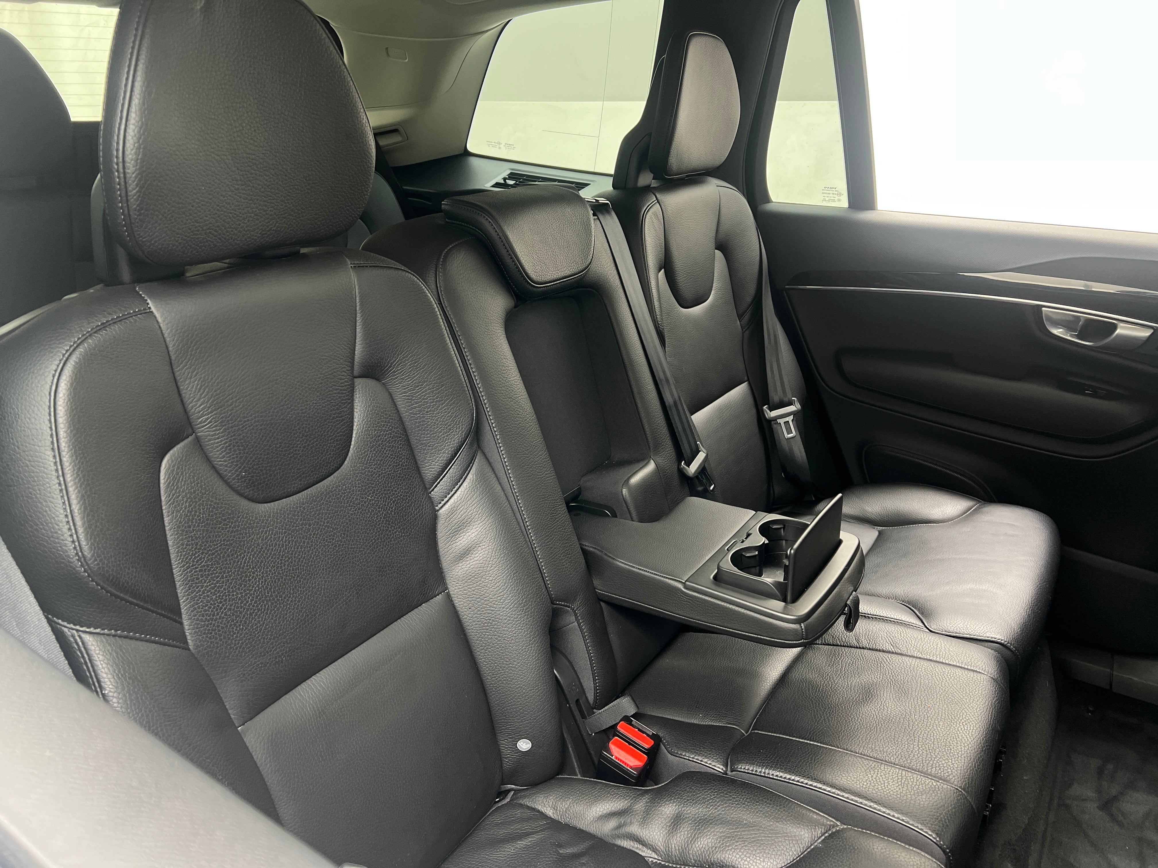 2017 Volvo XC90 T6 Momentum 5