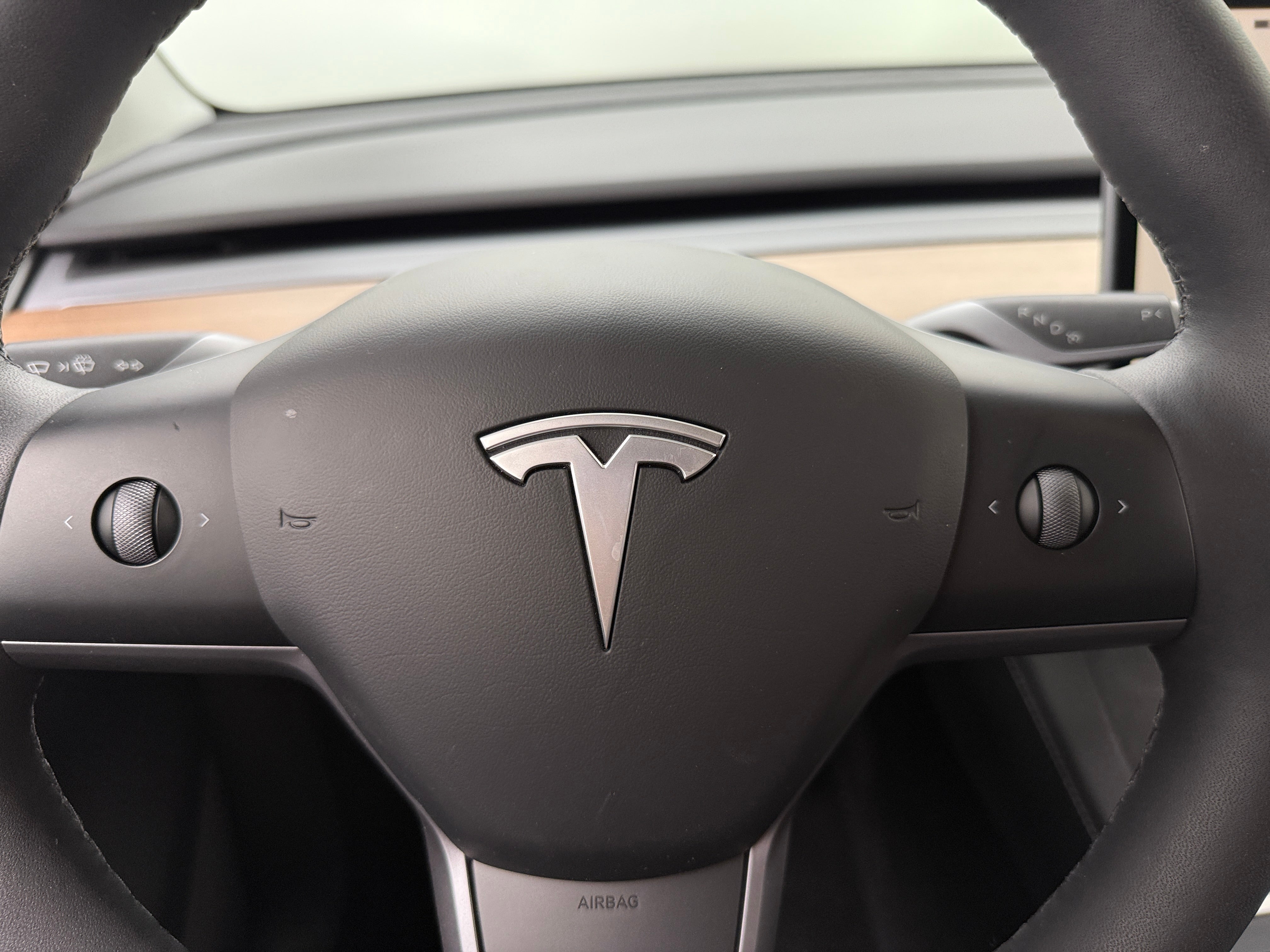 2023 Tesla Model Y Long Range 4