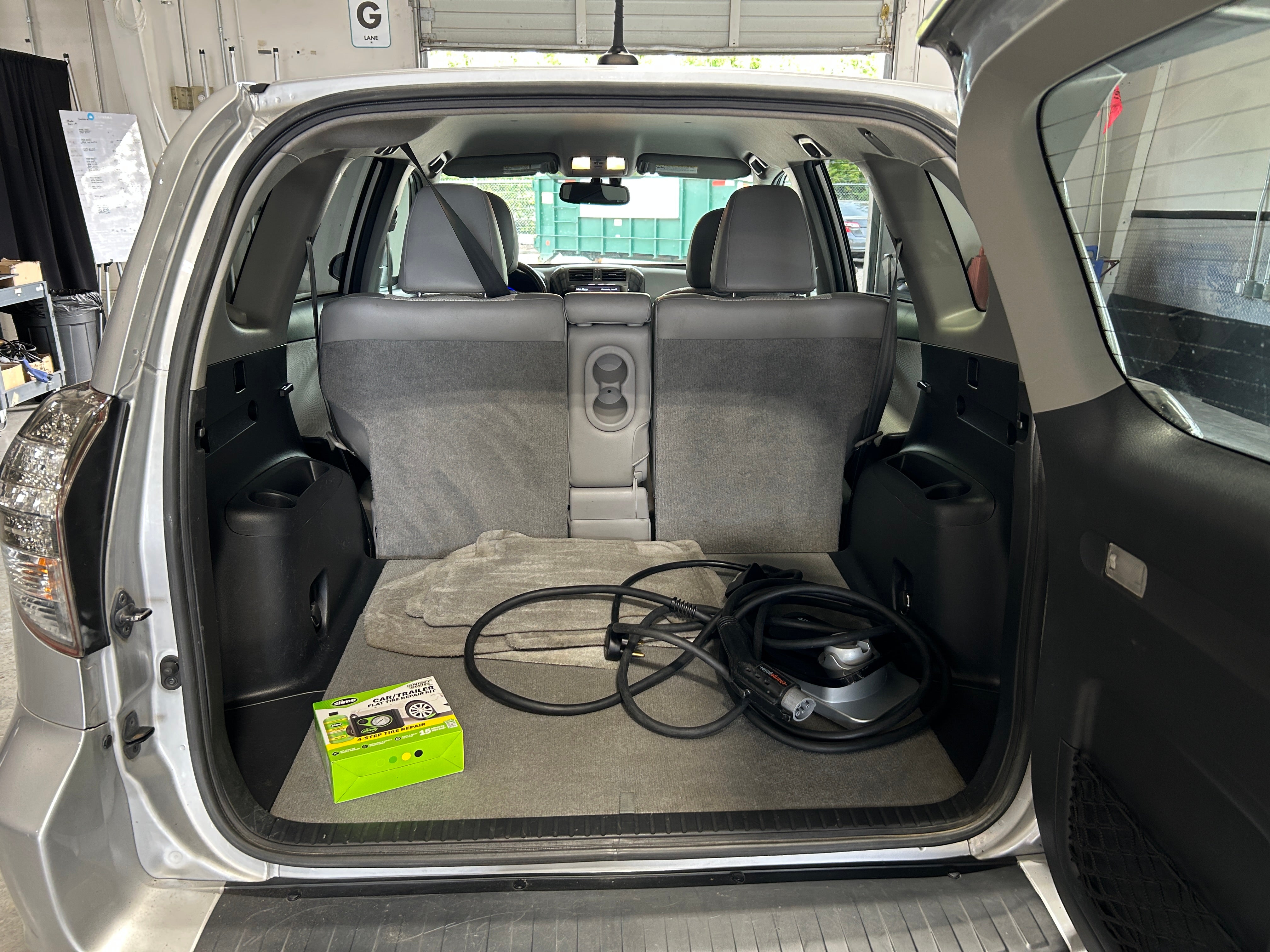 2014 Toyota RAV4 EV 7