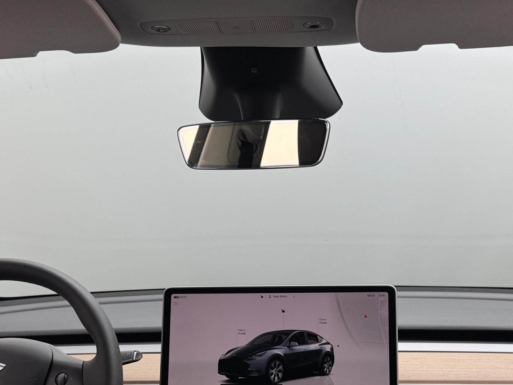2024 Tesla Model Y Standard Range 2