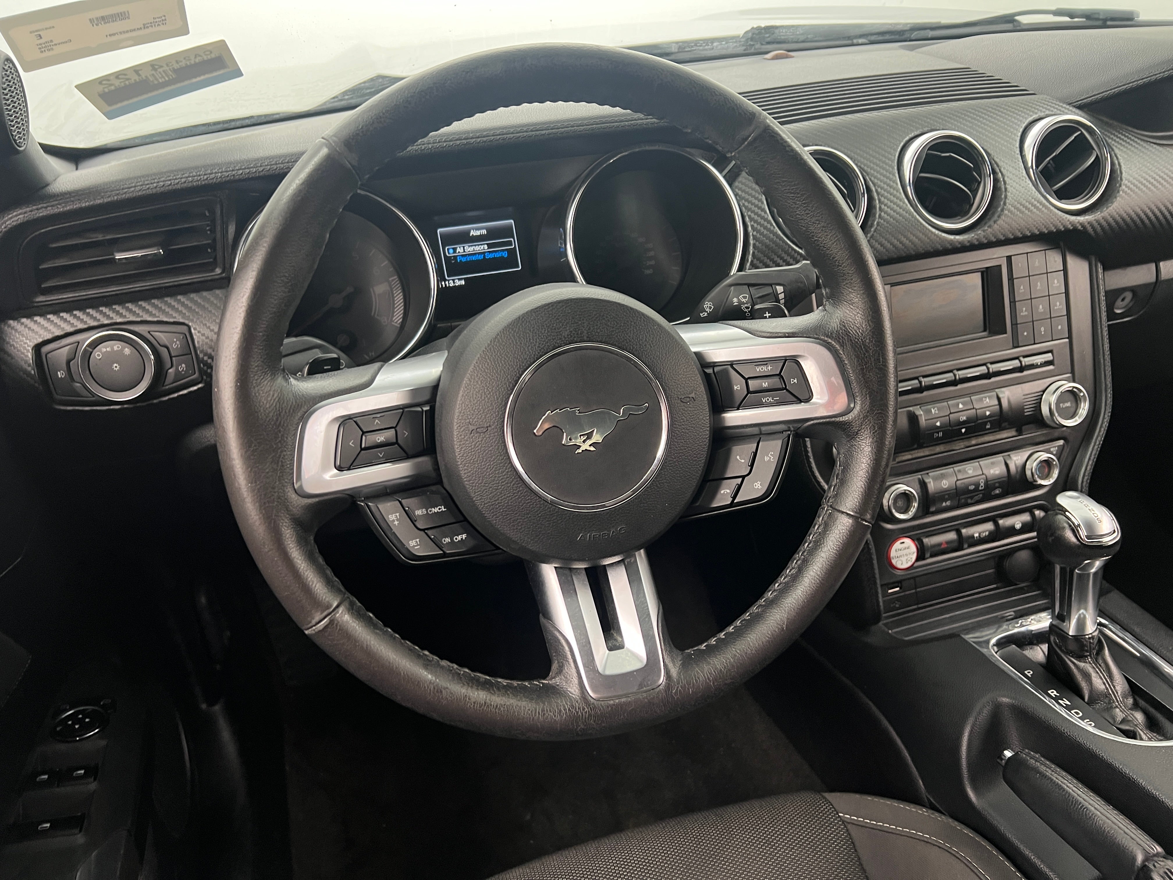 2016 Ford Mustang V6 4