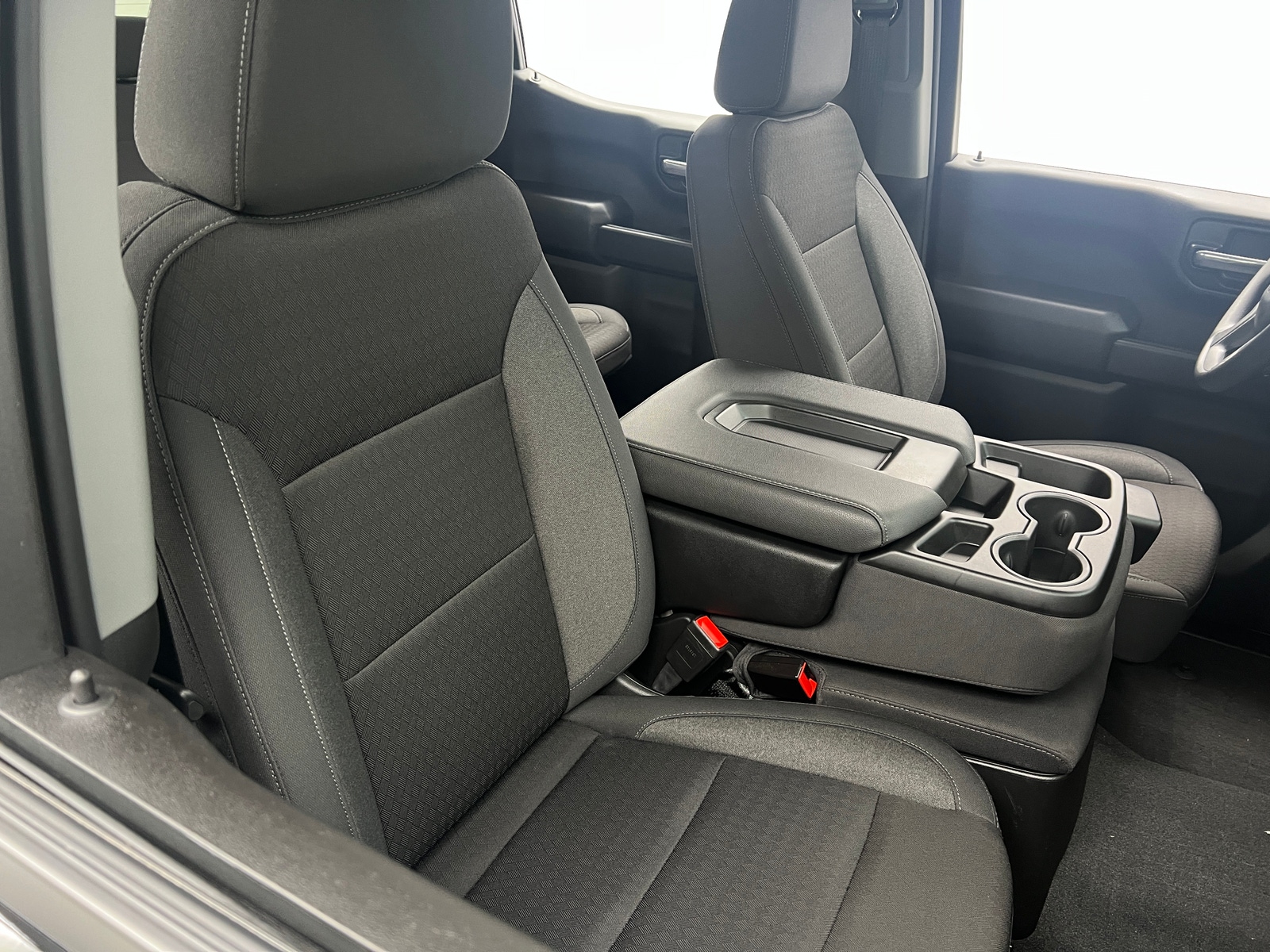 Thumbnail: 2024 Chevrolet Silverado 1500 - 2