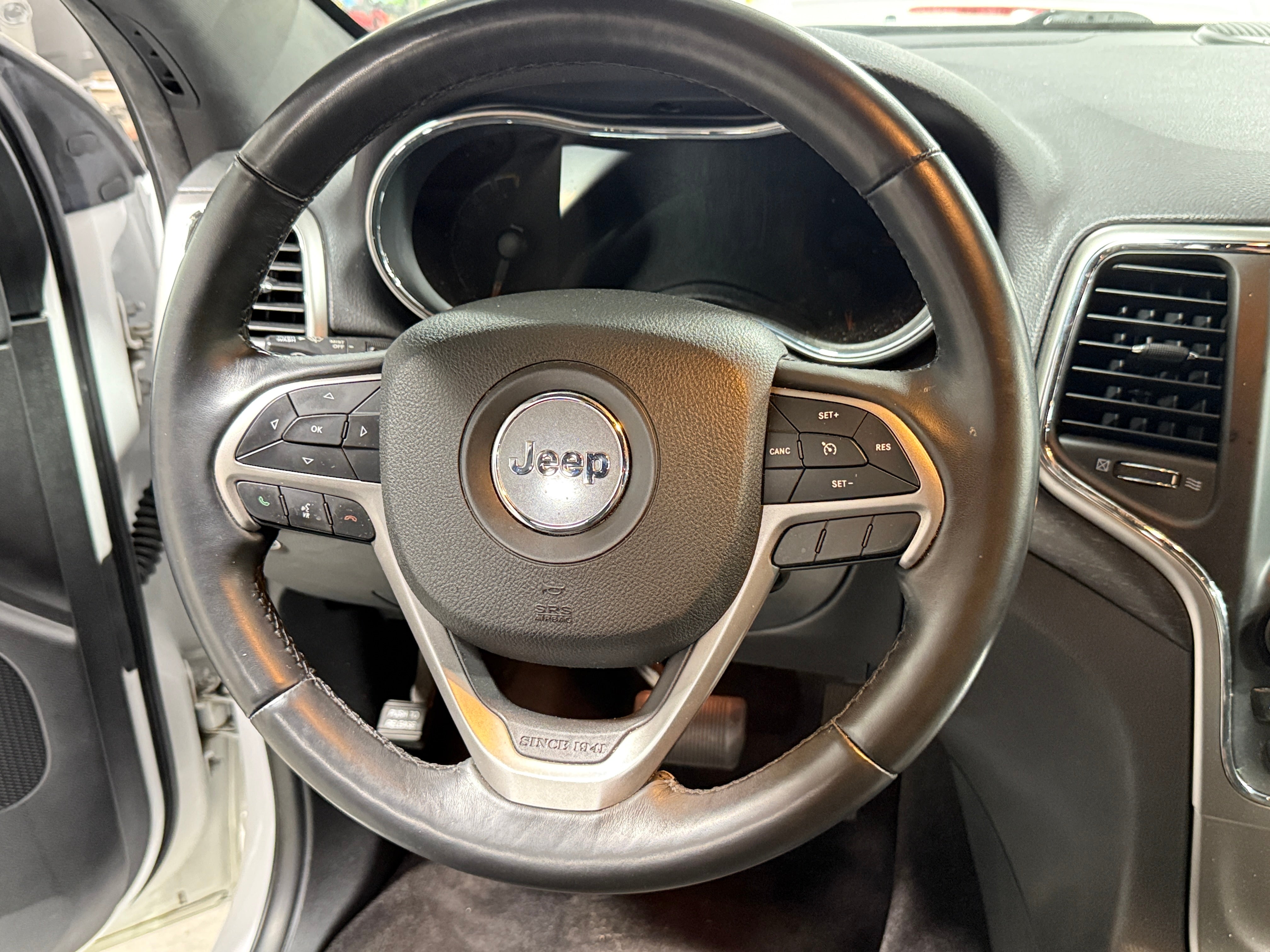 2018 Jeep Grand Cherokee Altitude 5