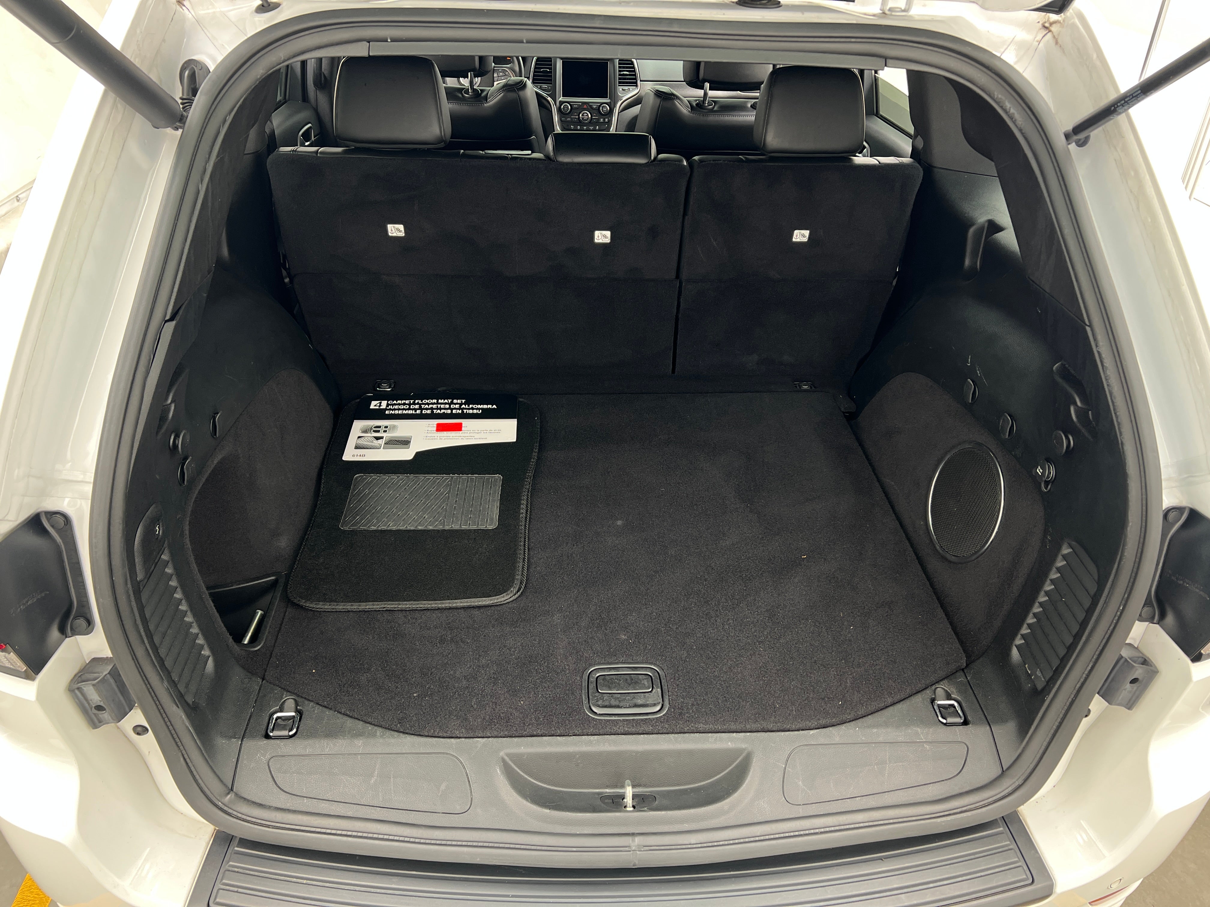 2018 Jeep Grand Cherokee Altitude 7