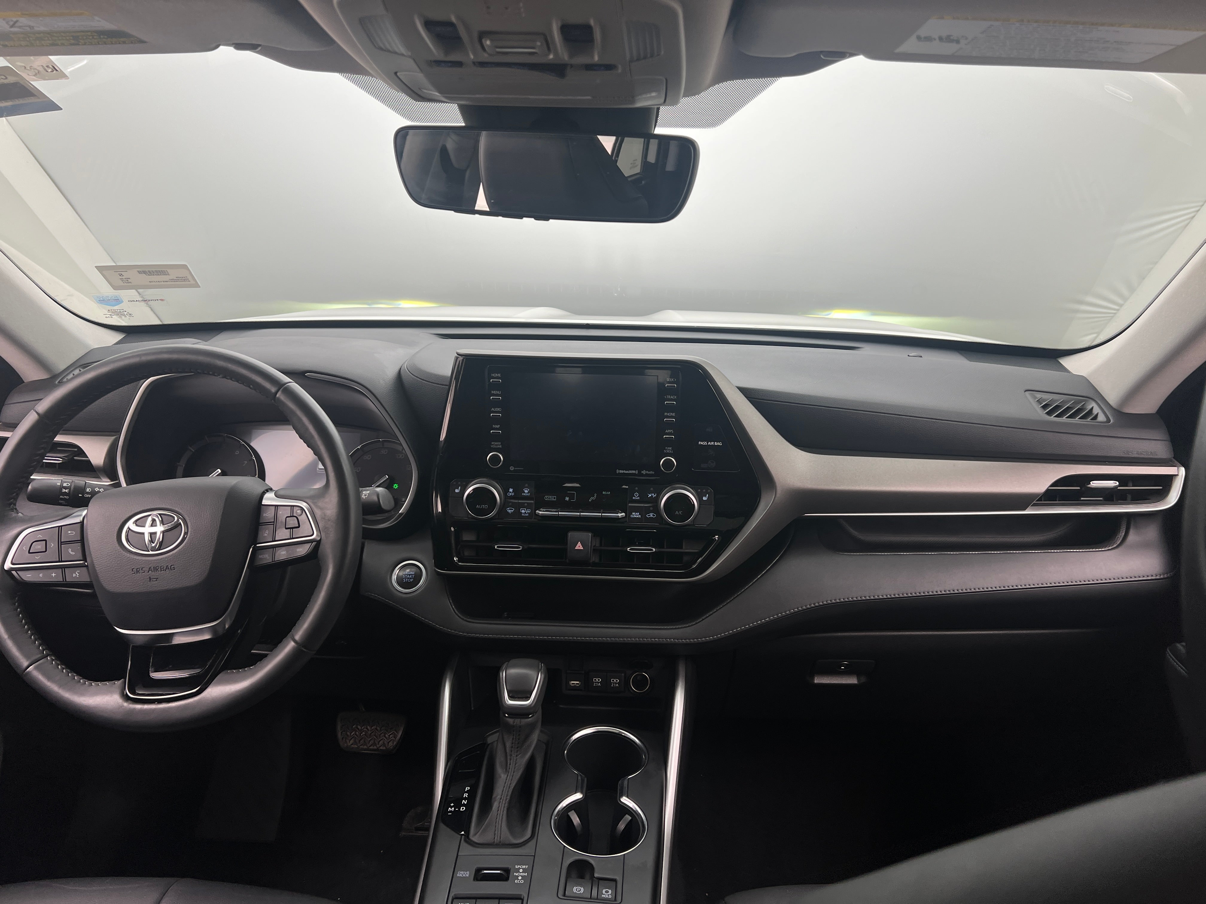 2021 Toyota Highlander XLE 2