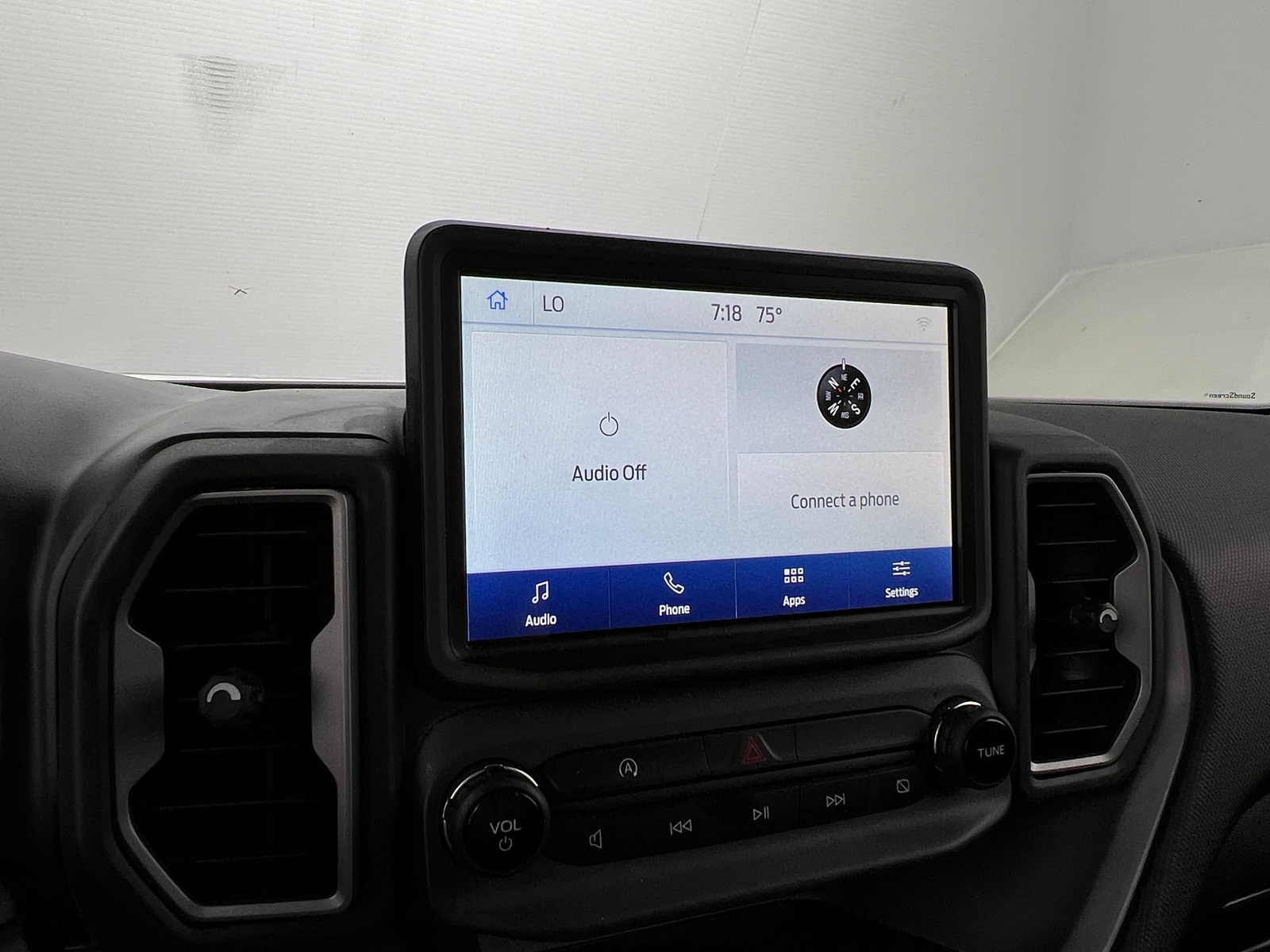 Thumbnail: 2023 Ford Bronco Sport - 4