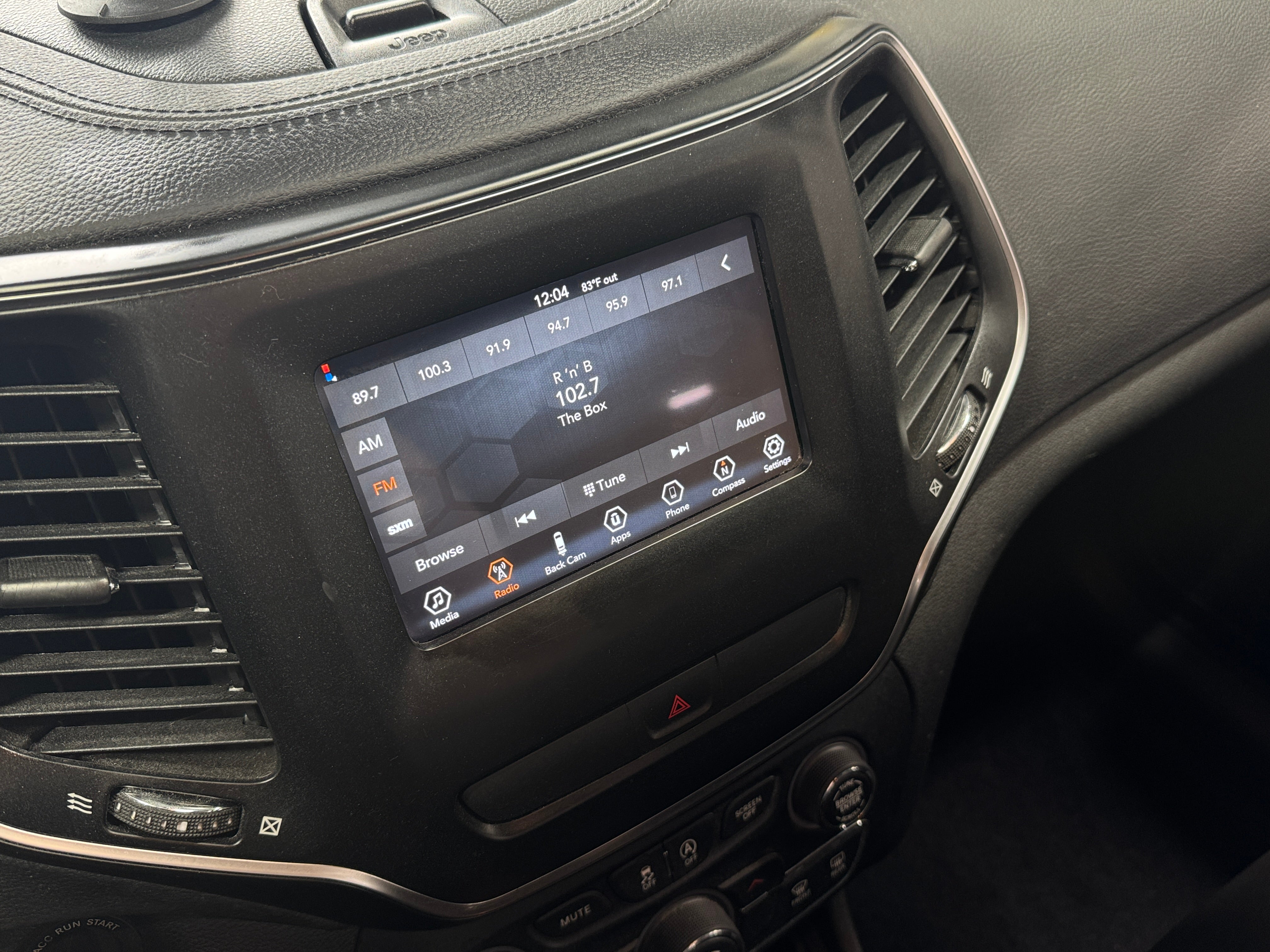2019 Jeep Cherokee Latitude 4