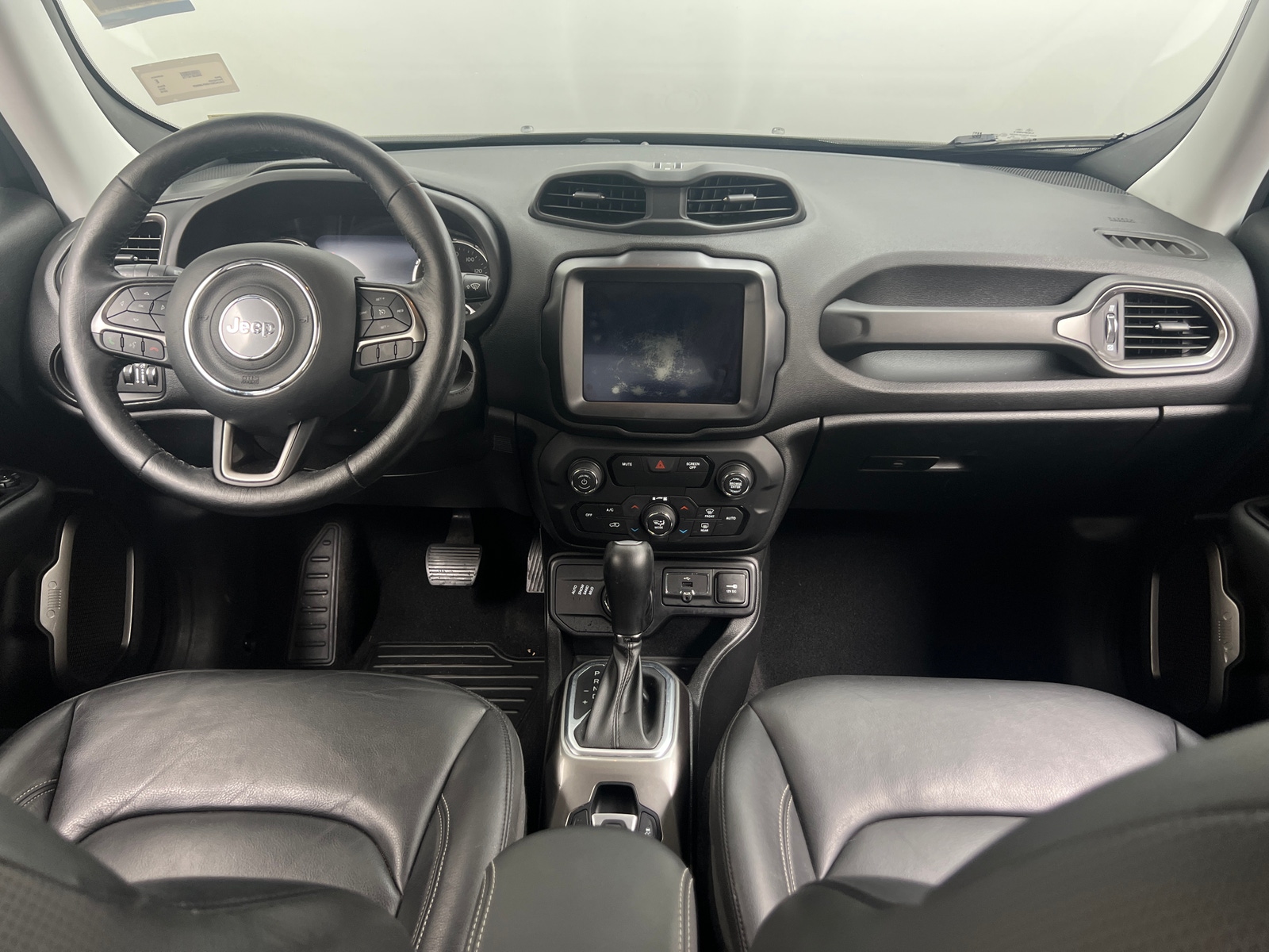 Thumbnail: 2019 Jeep Renegade - 2