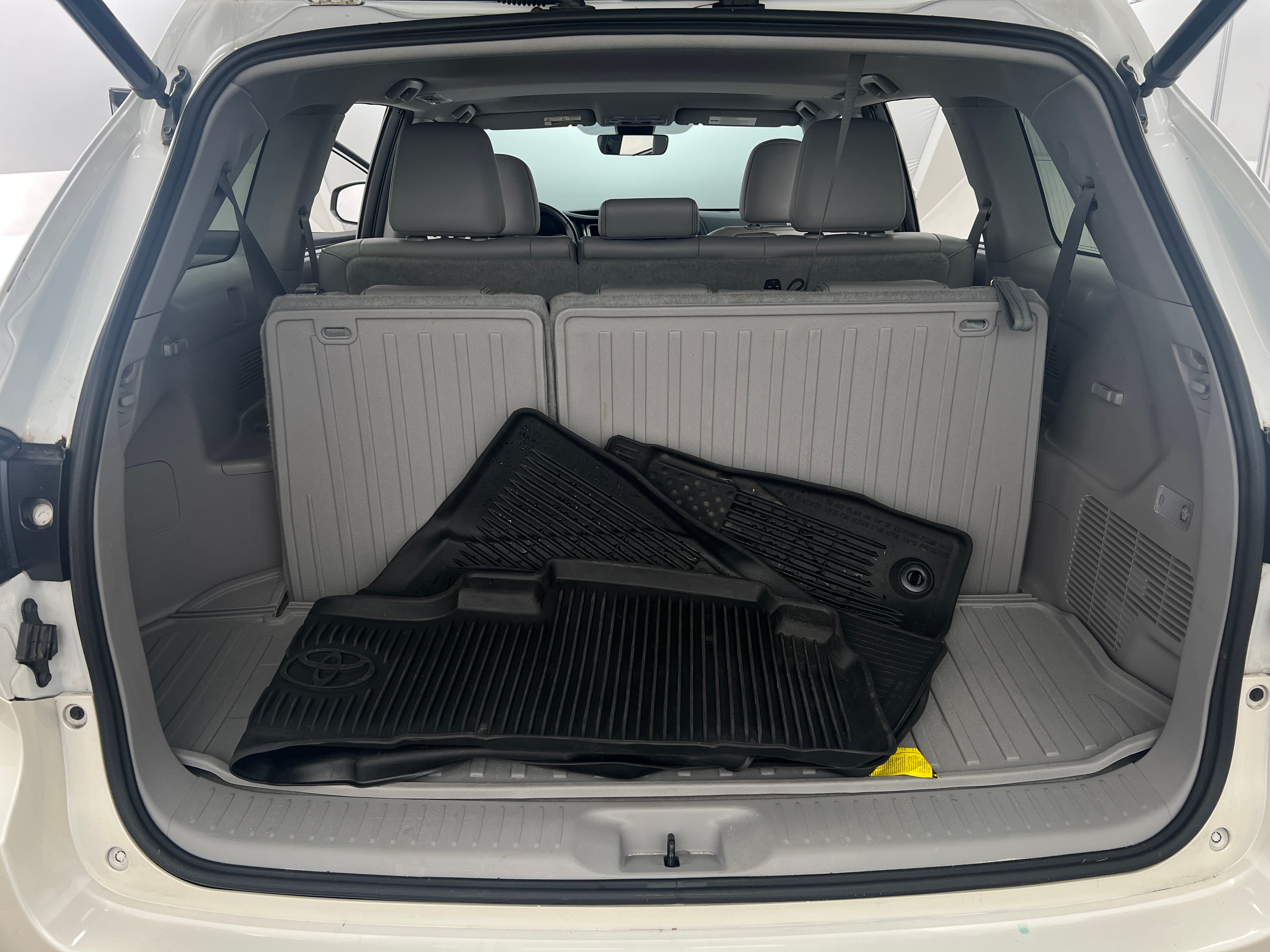 Thumbnail: 2017 Toyota Highlander - 6