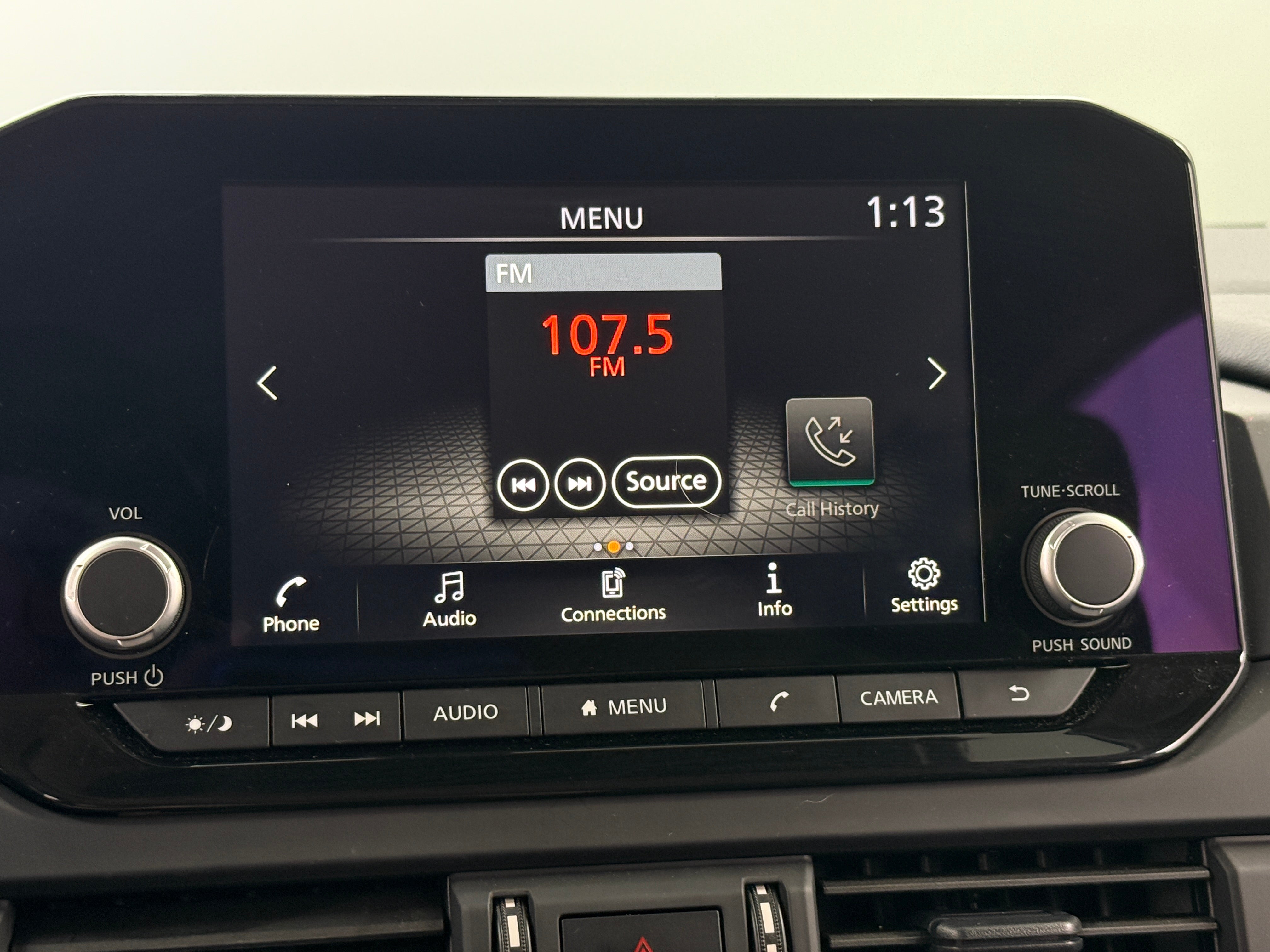 2024 Nissan Pathfinder S 4