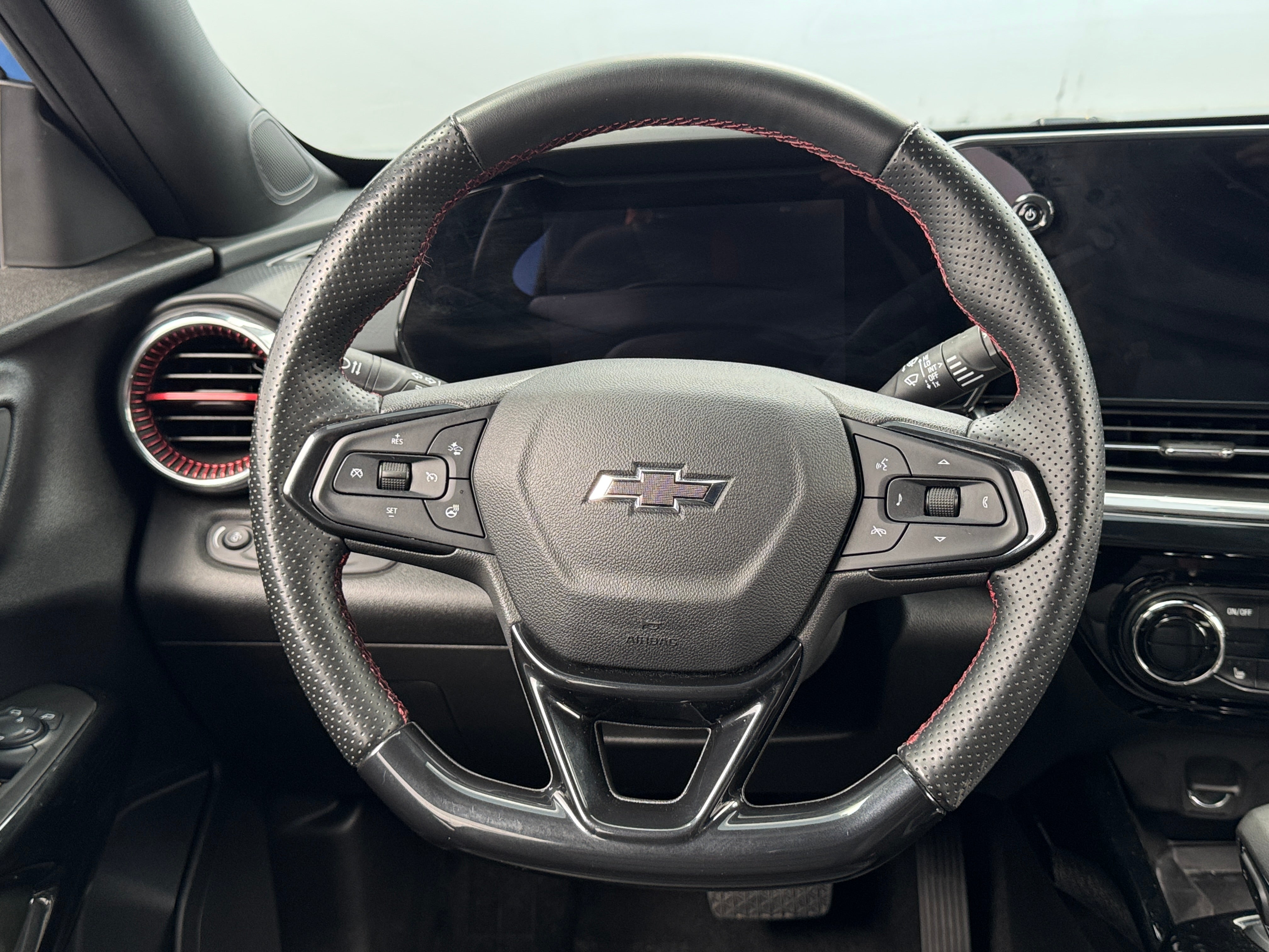 Thumbnail: 2024 Chevrolet Trax - 5