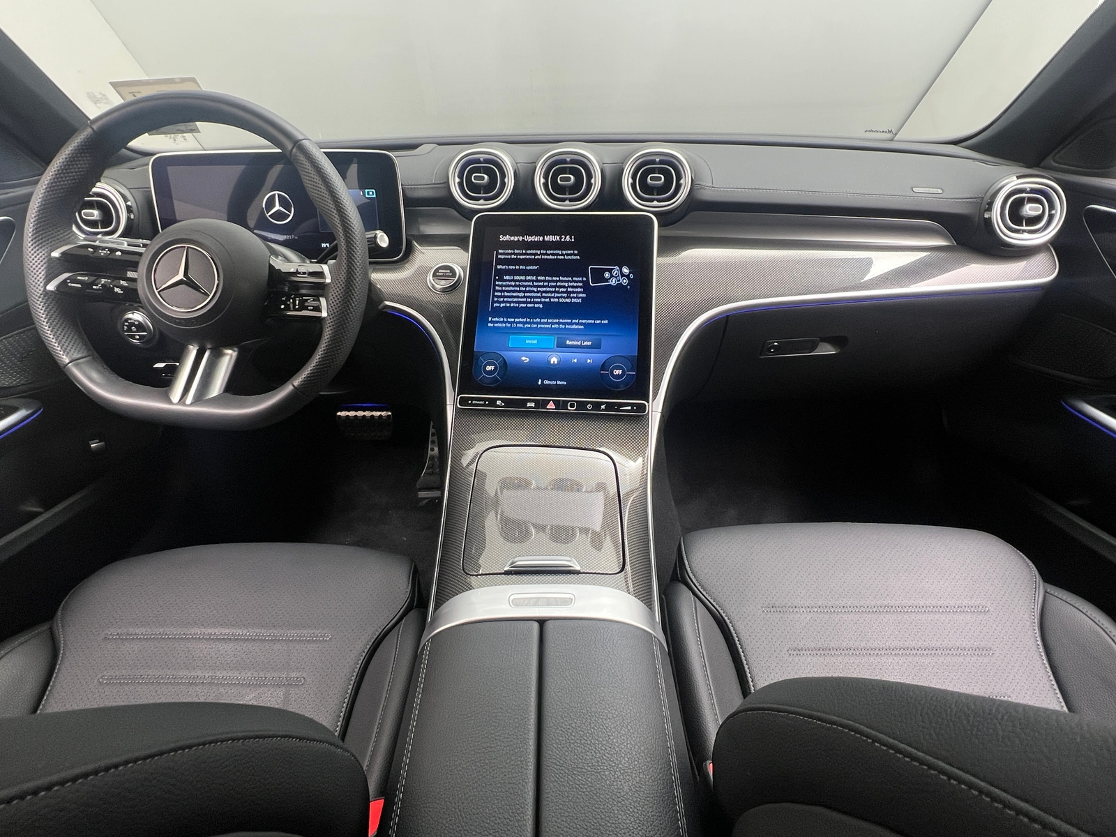 Thumbnail: 2023 Mercedes-Benz C-Class - 2