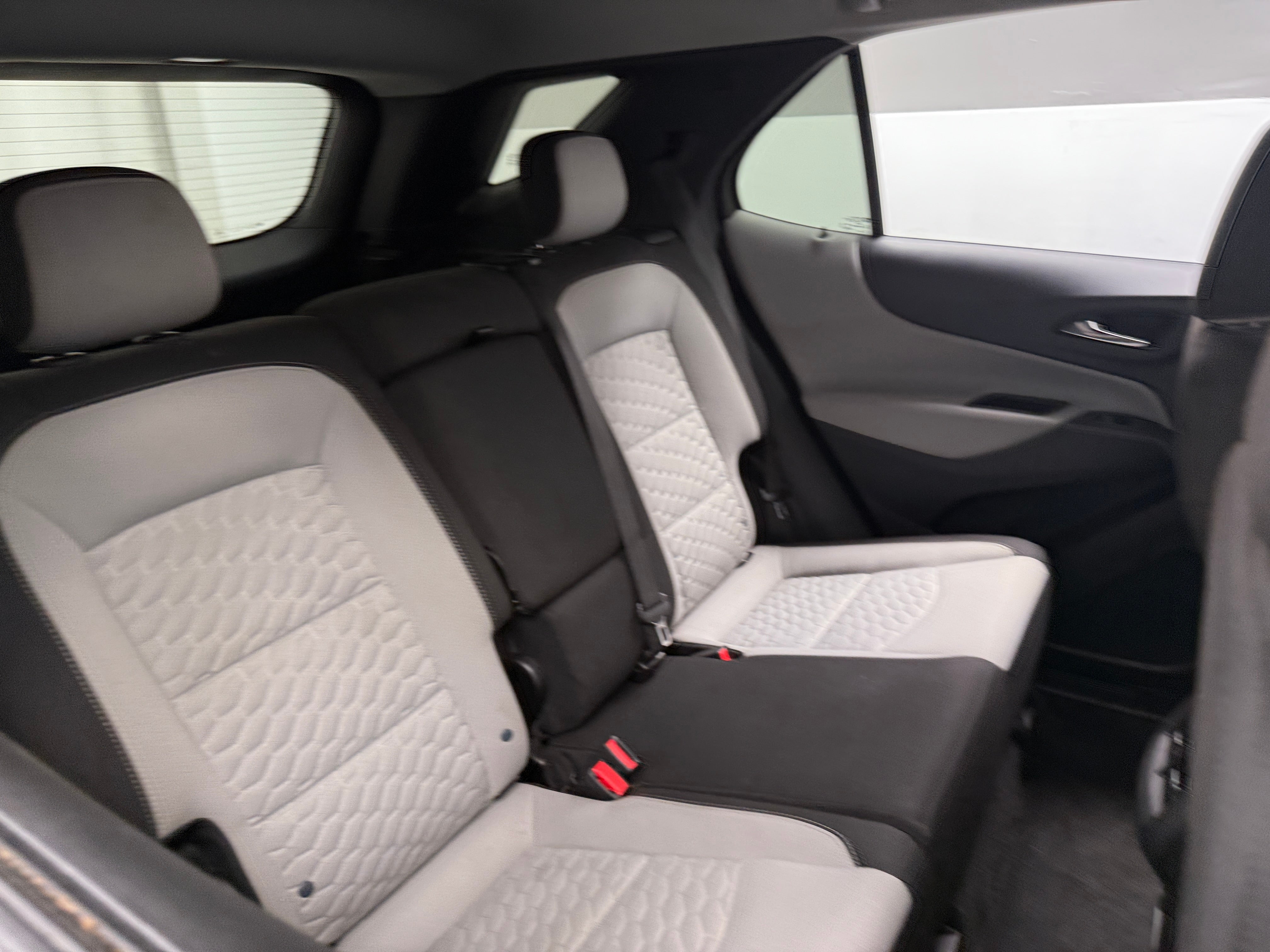 2020 Chevrolet Equinox LS 6