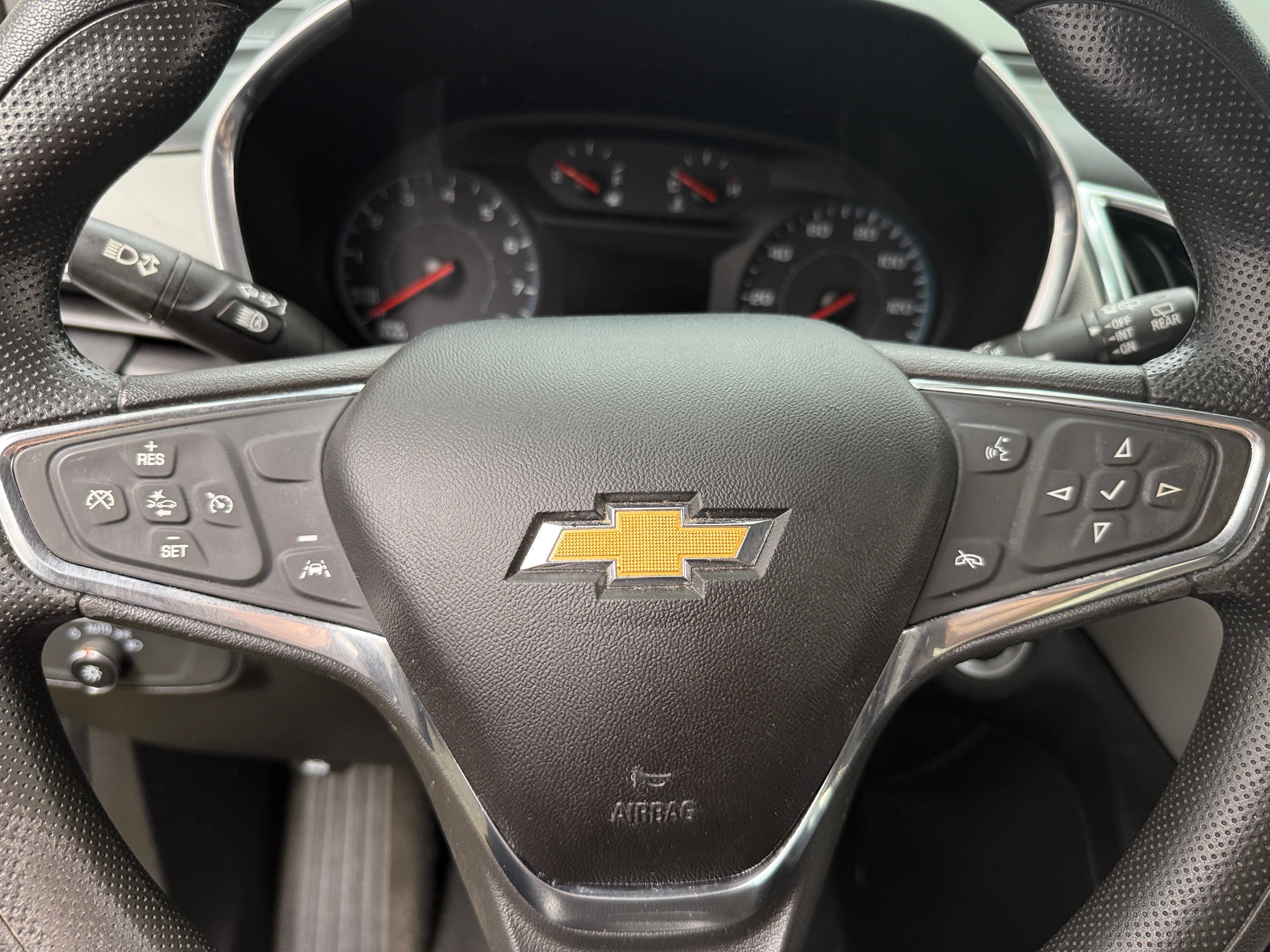 2020 Chevrolet Equinox LS 5