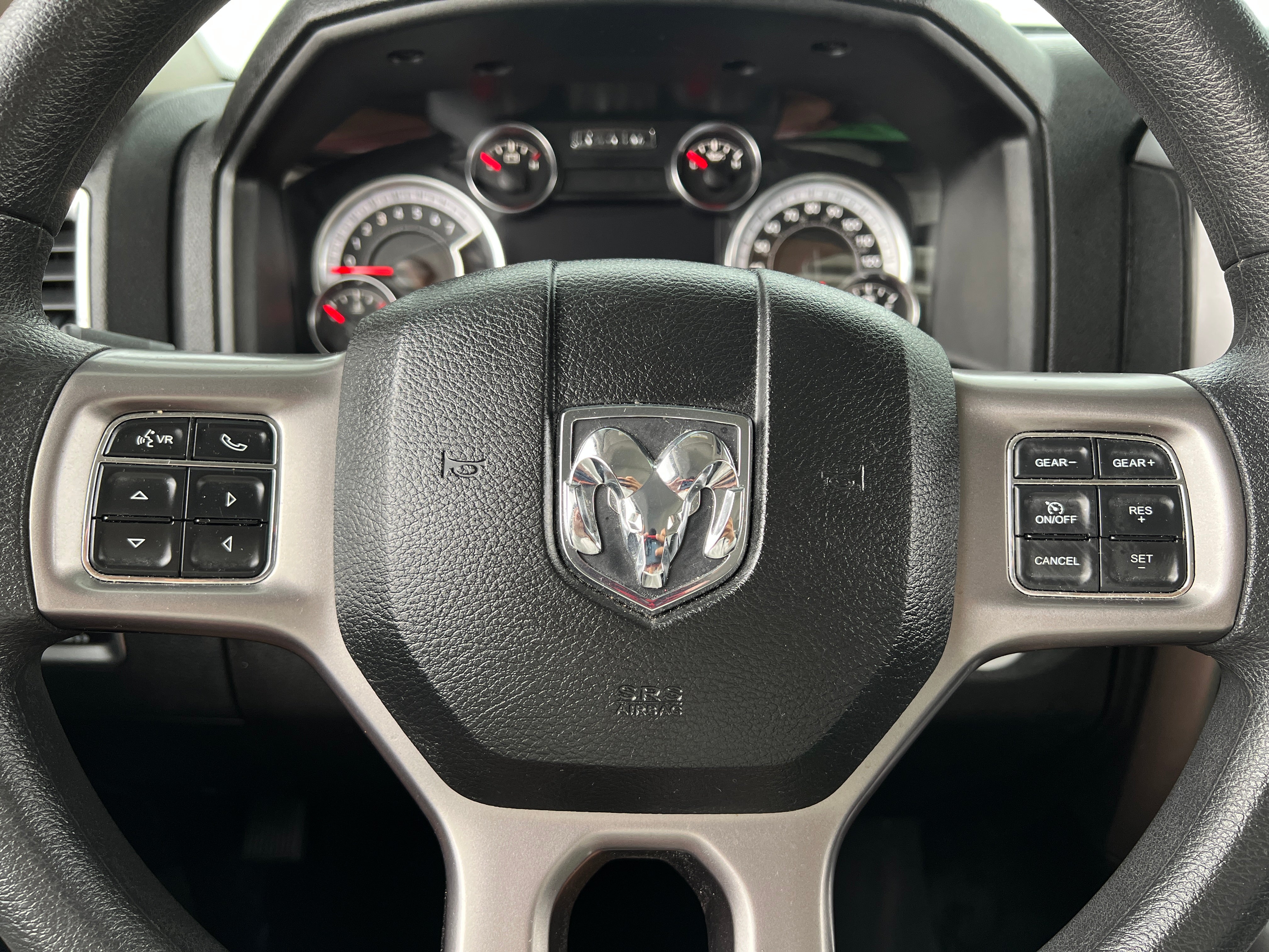 2023 RAM 1500 Classic SLT 5