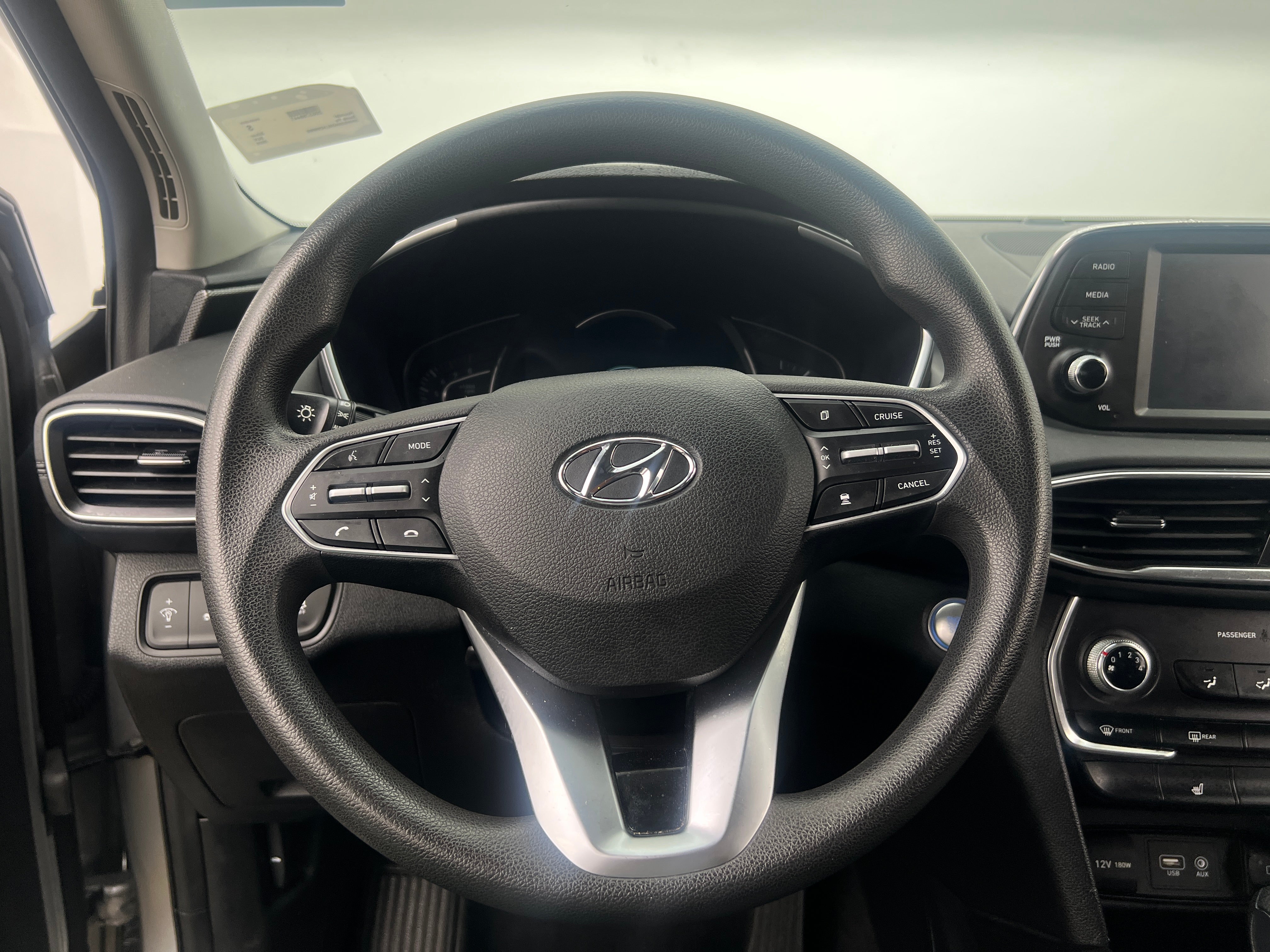 2020 Hyundai Santa Fe SEL 5