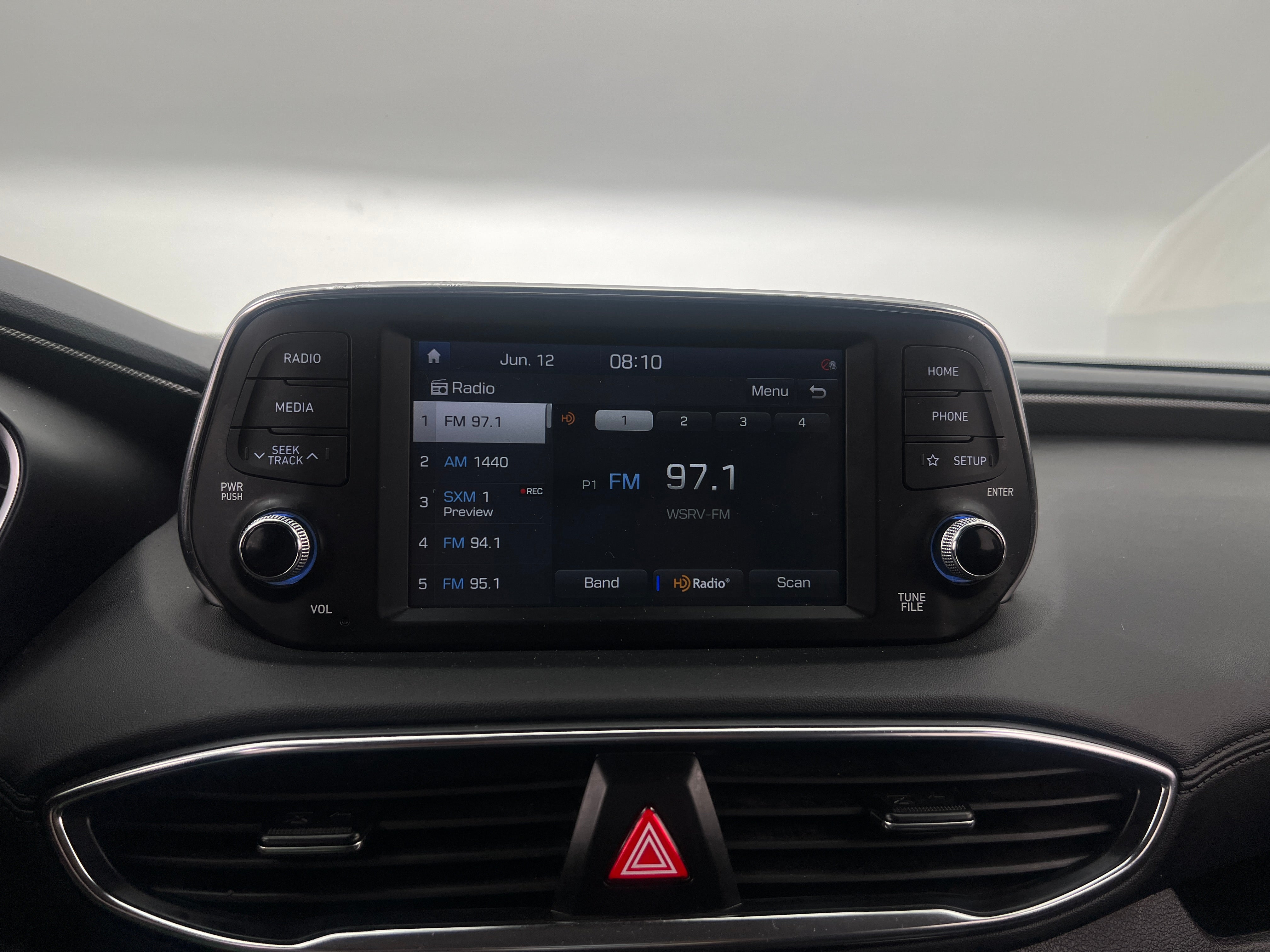 2020 Hyundai Santa Fe SEL 4