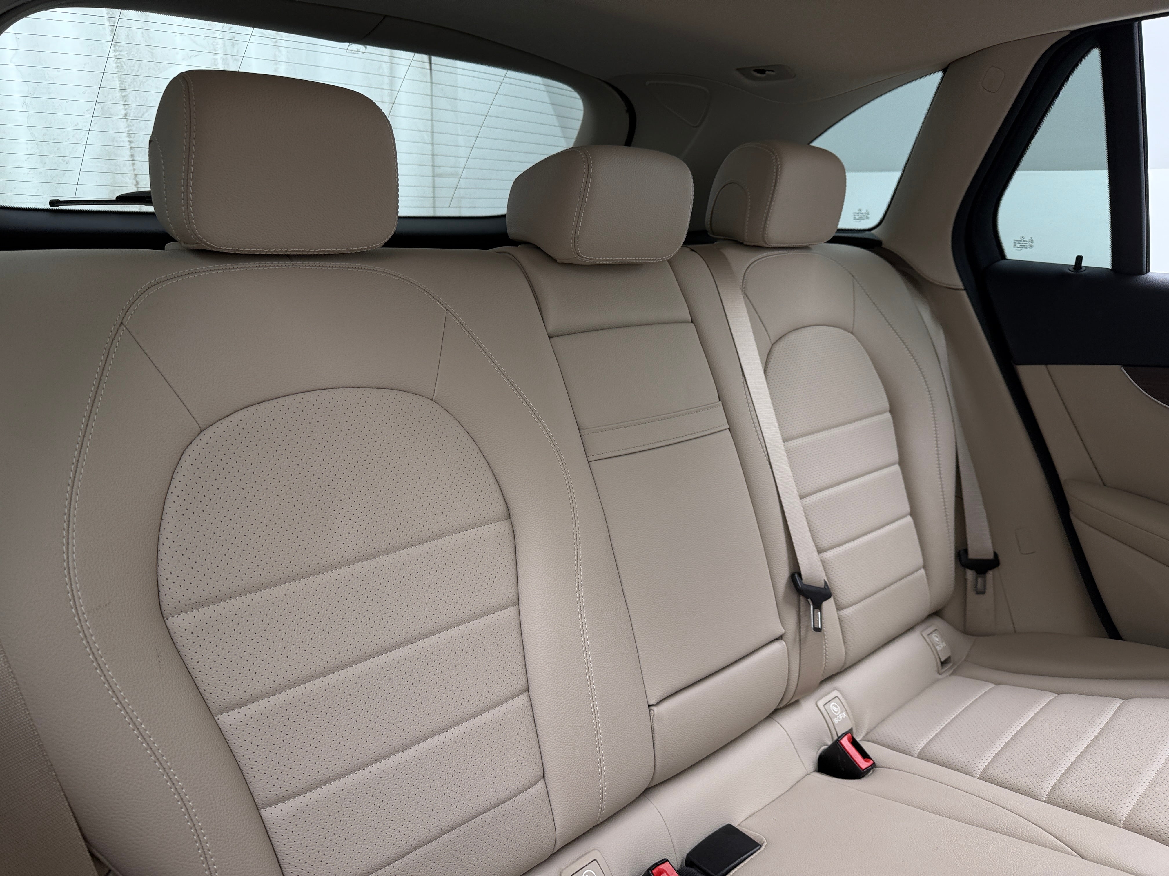2020 Mercedes-Benz GLC 300 5