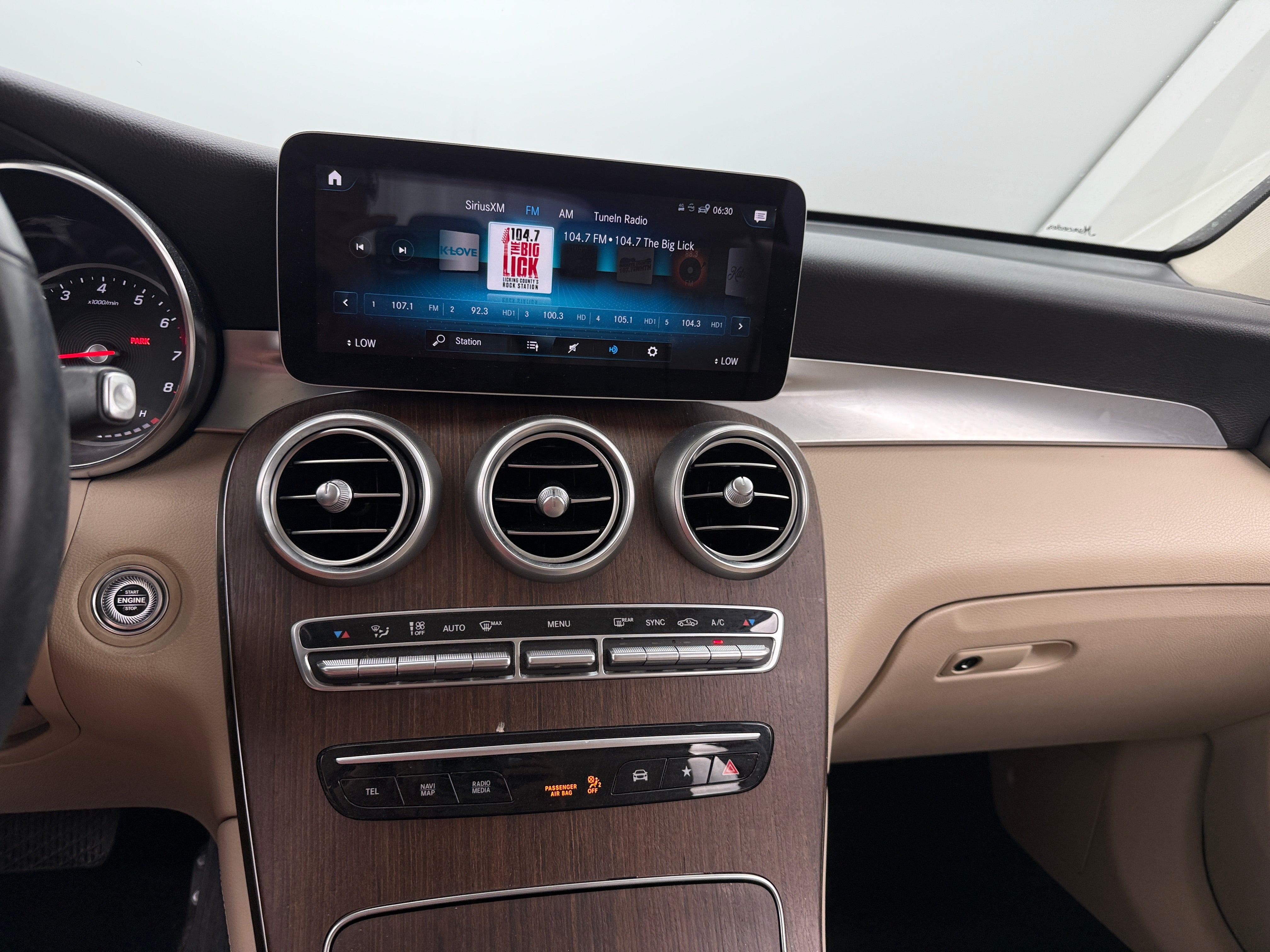 2020 Mercedes-Benz GLC 300 3