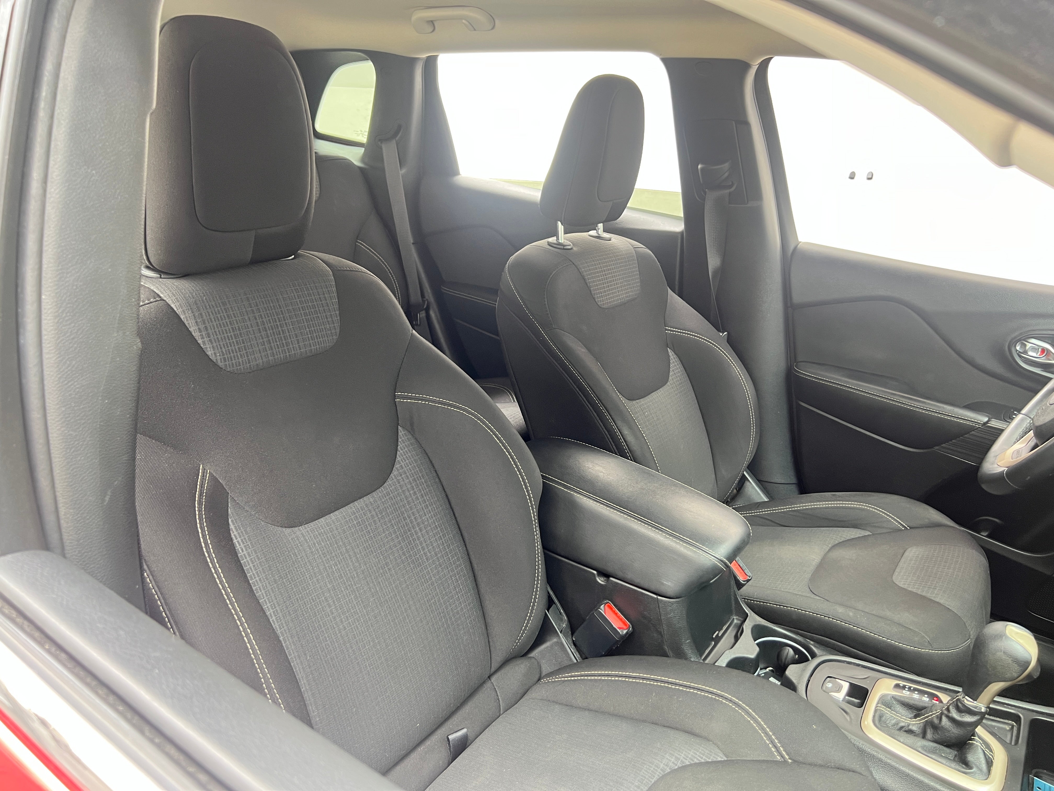 2015 Jeep Cherokee Latitude 2