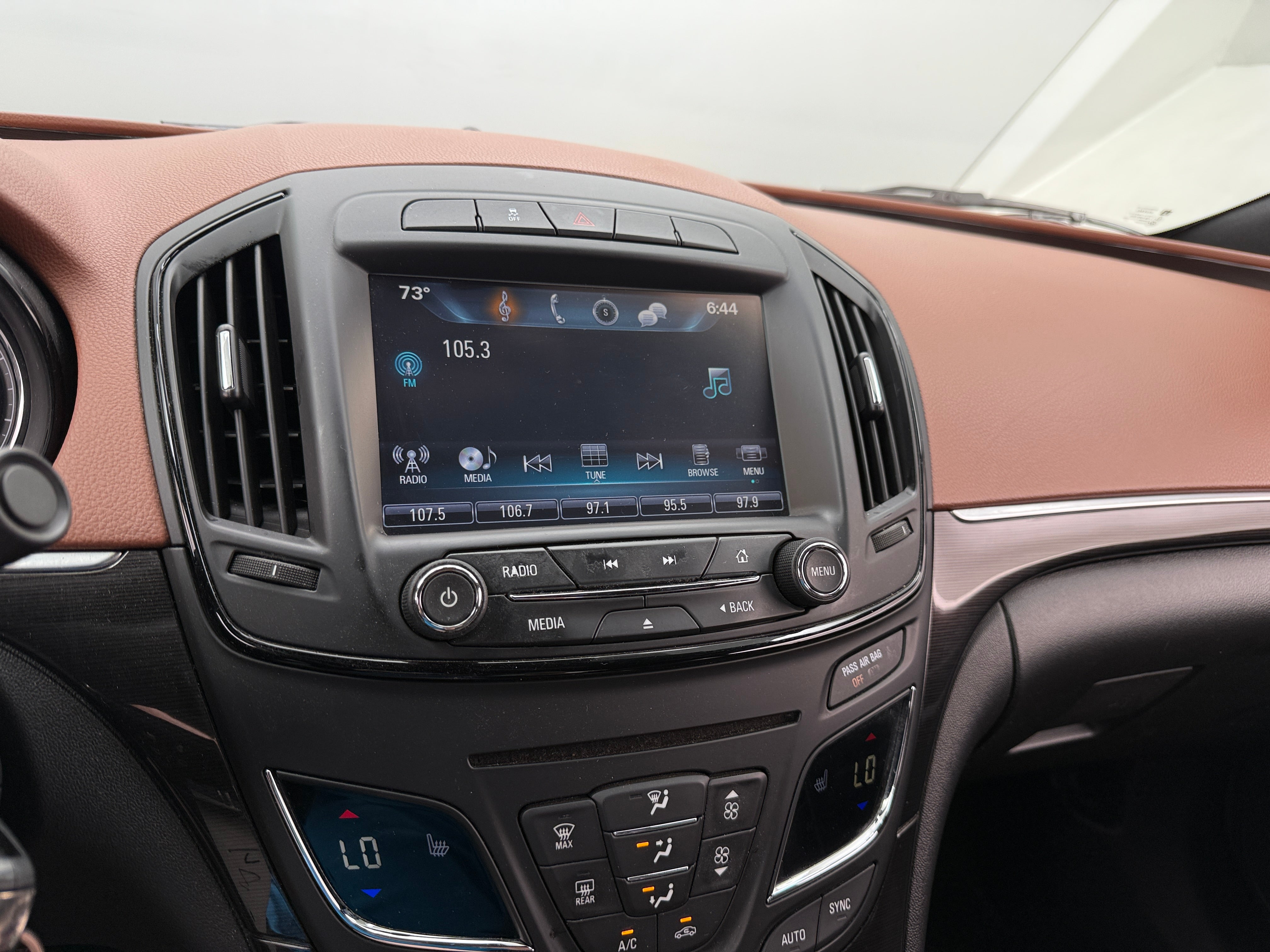 2017 Buick Regal Sport Touring 3