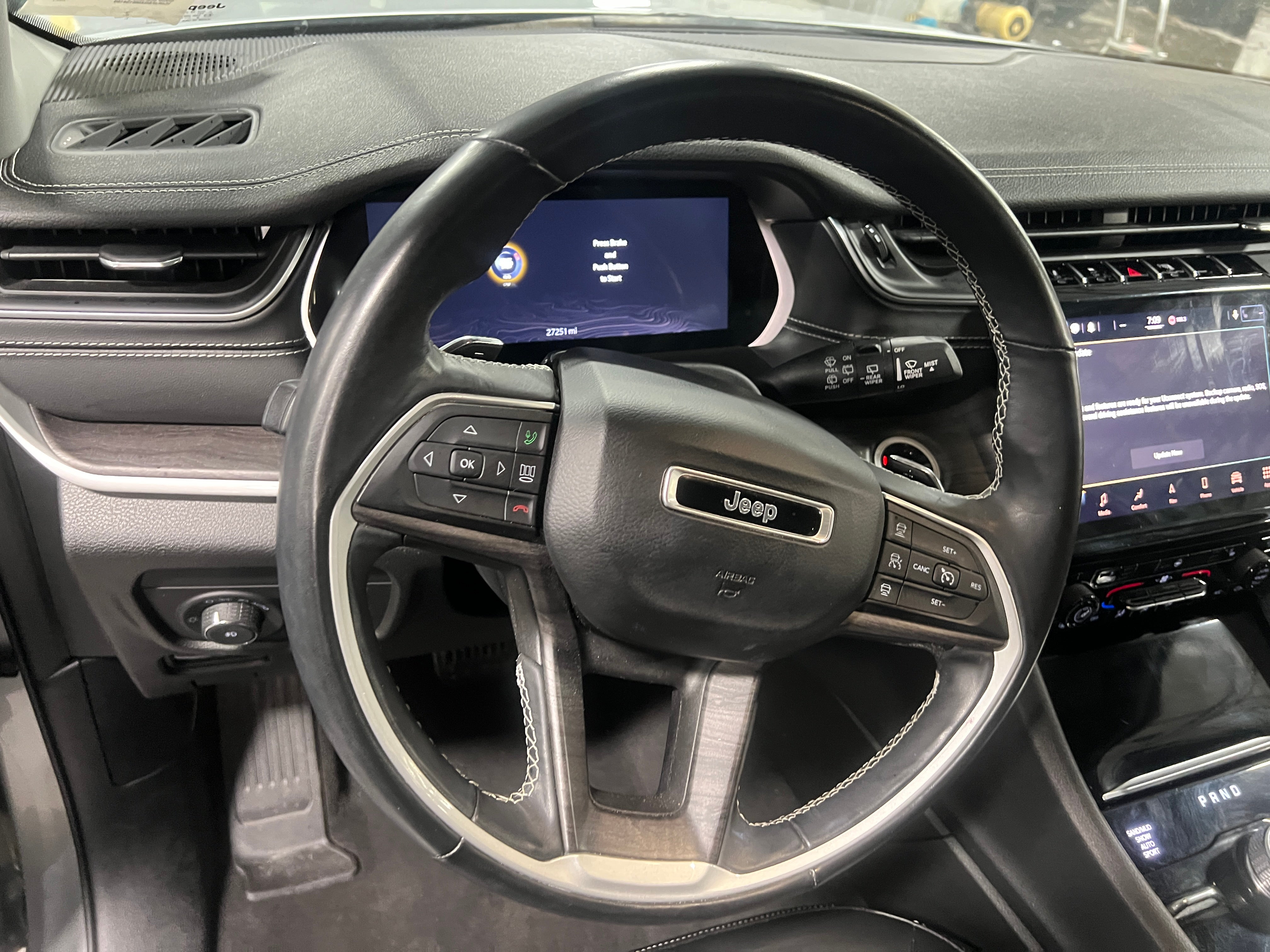 2021 Jeep Grand Cherokee L Limited Edition 4