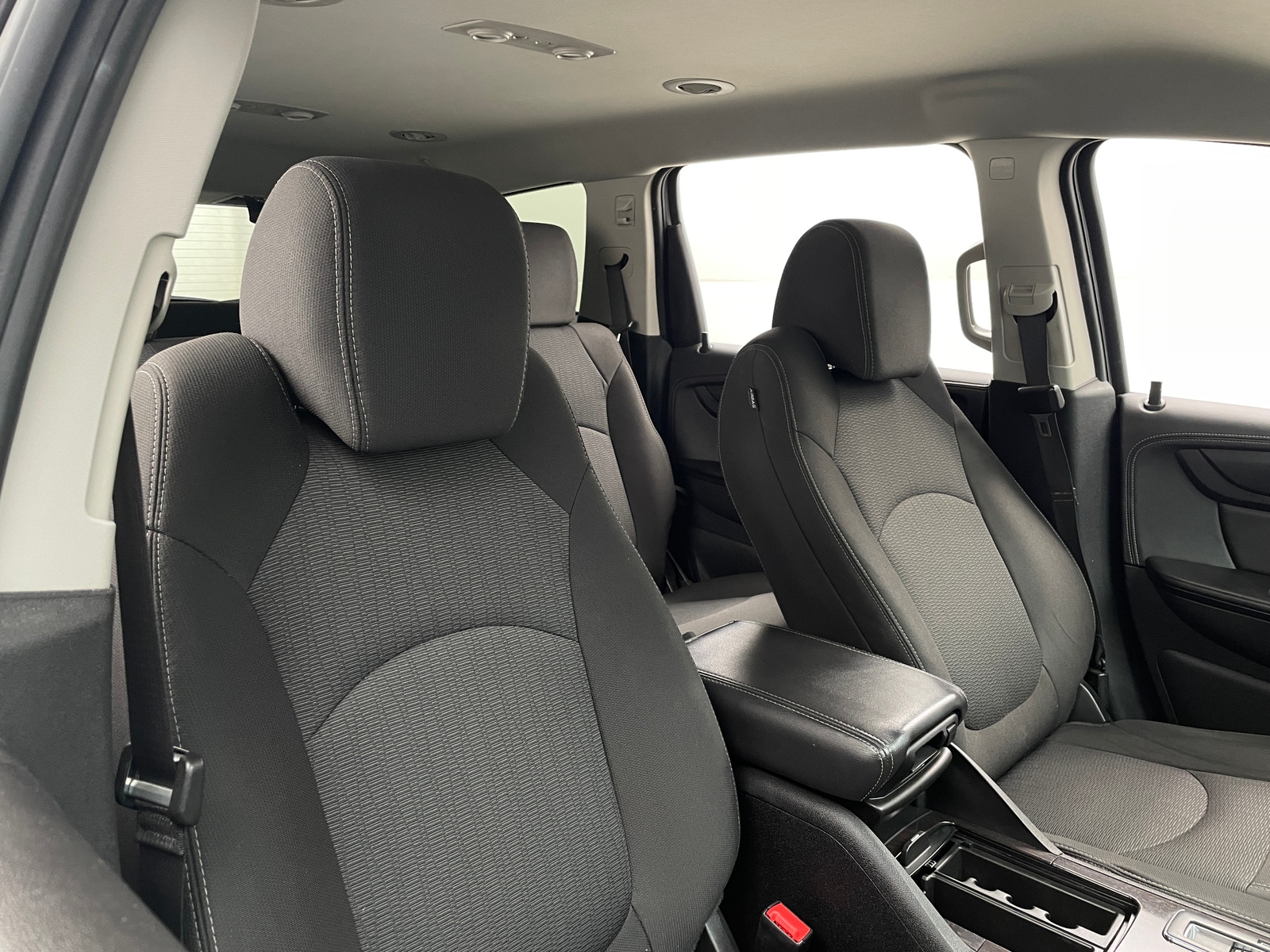 Thumbnail: 2016 Chevrolet Traverse - 2