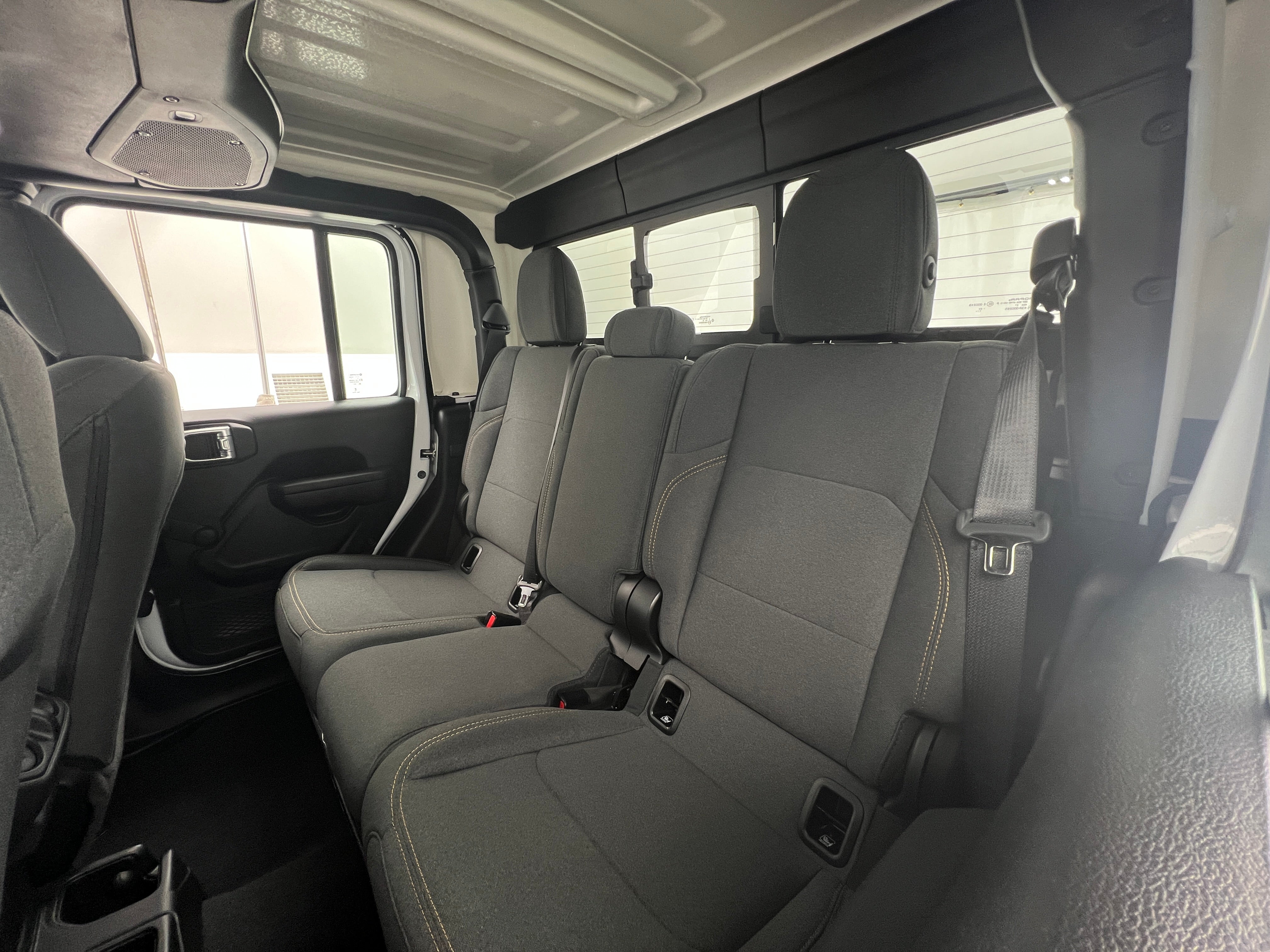 2024 Jeep Gladiator Sport 6
