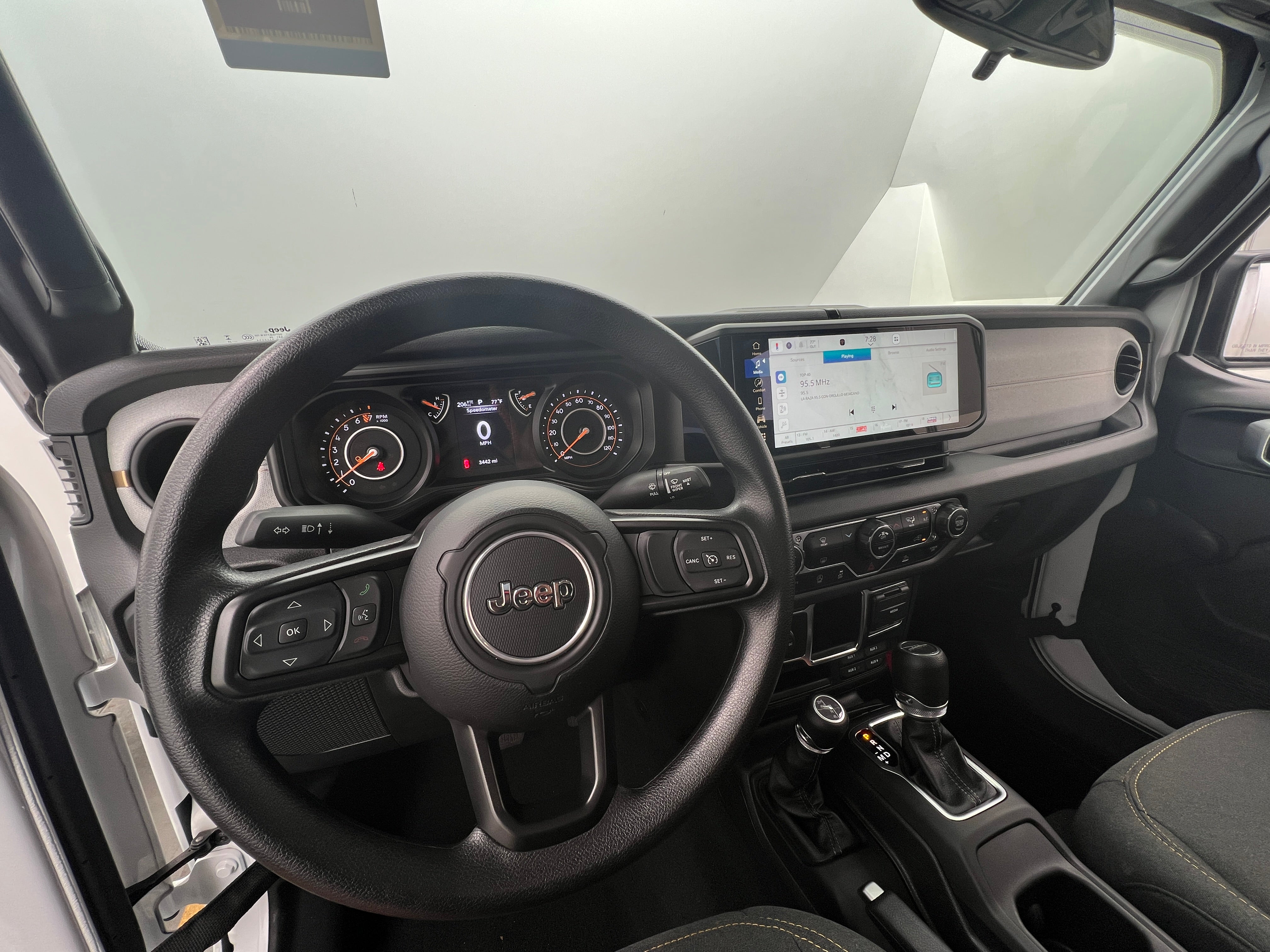 2024 Jeep Gladiator Sport 3