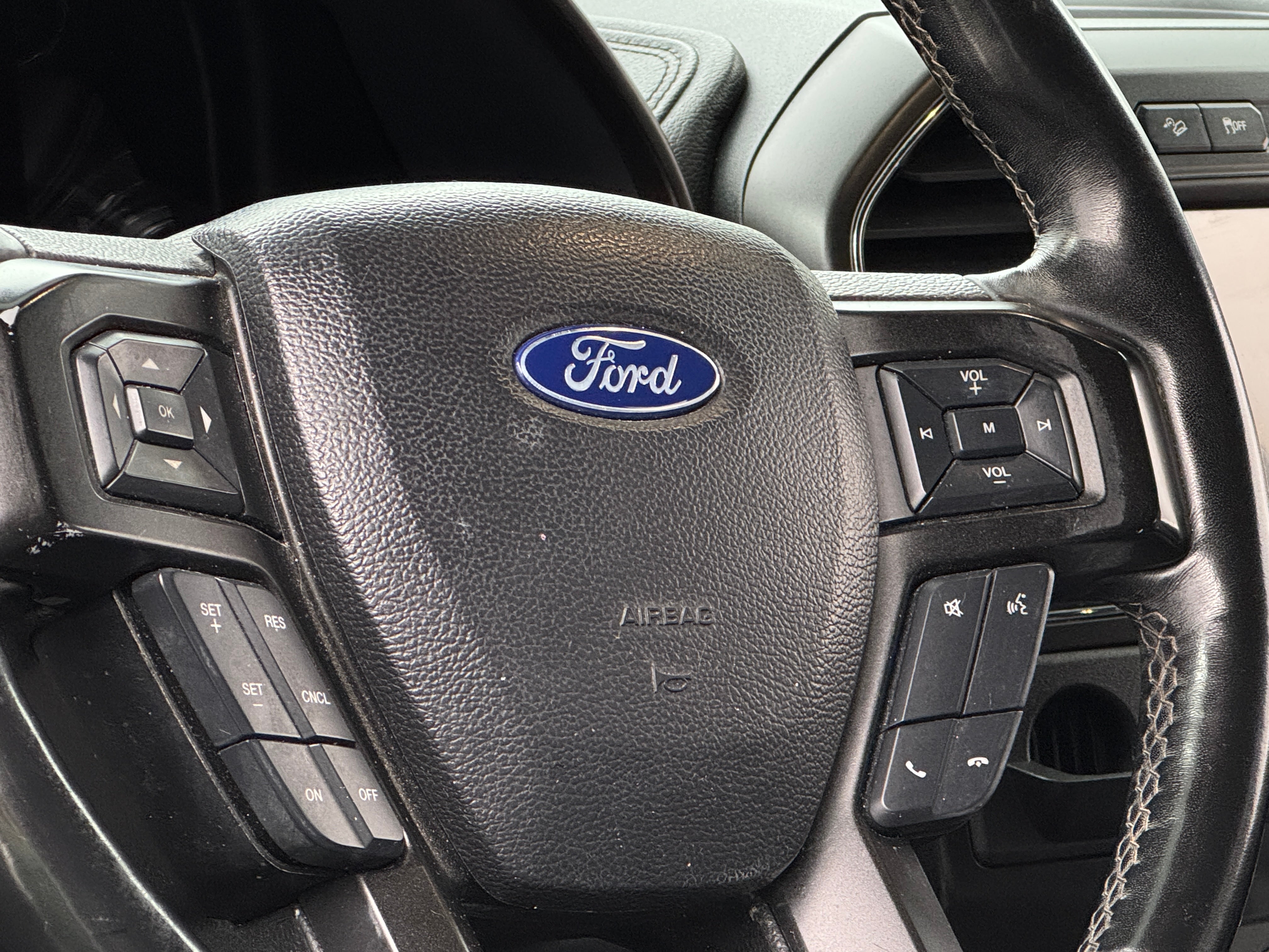 2019 Ford Expedition MAX Limited 4