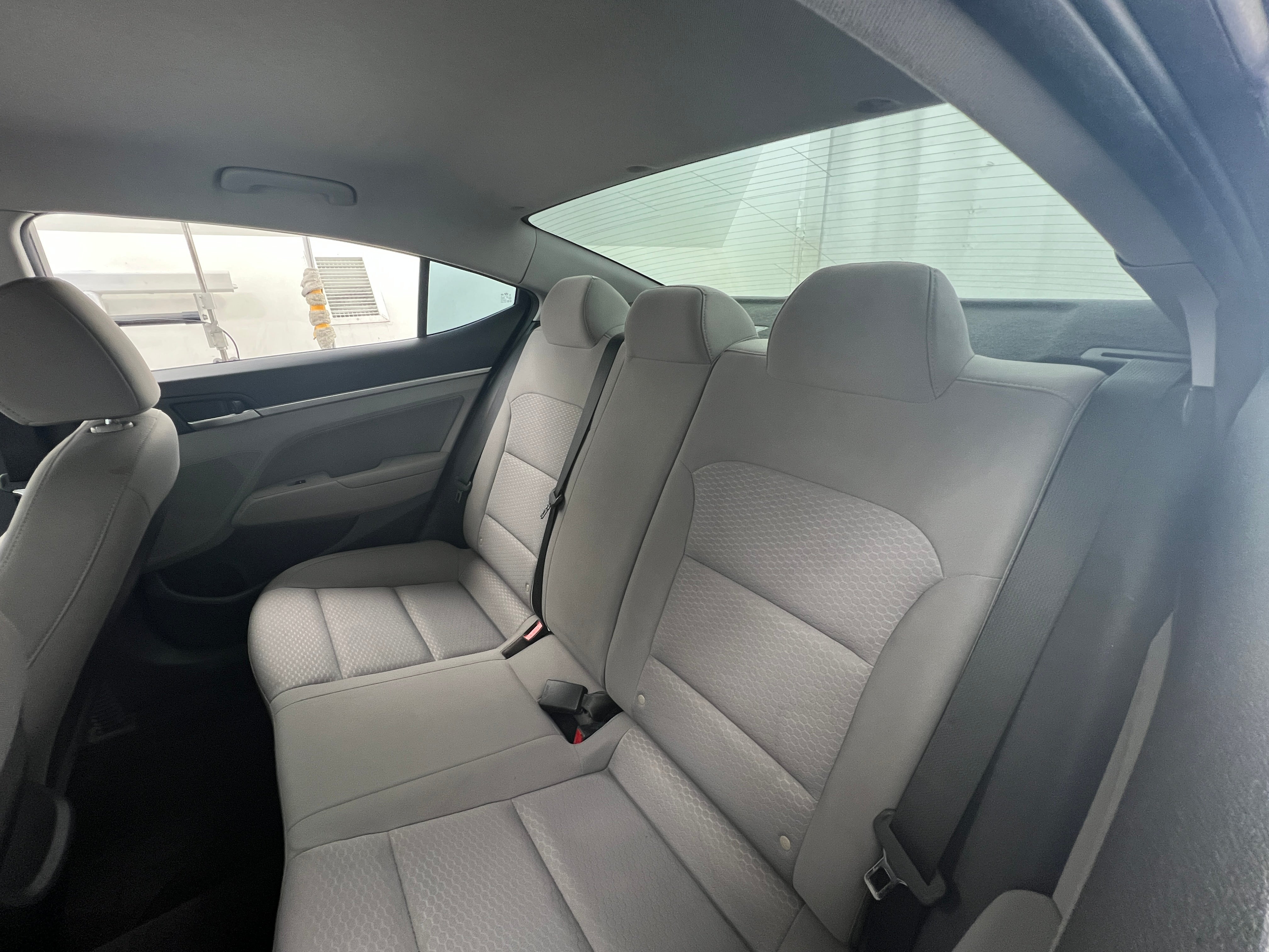 2020 Hyundai Elantra SEL 6