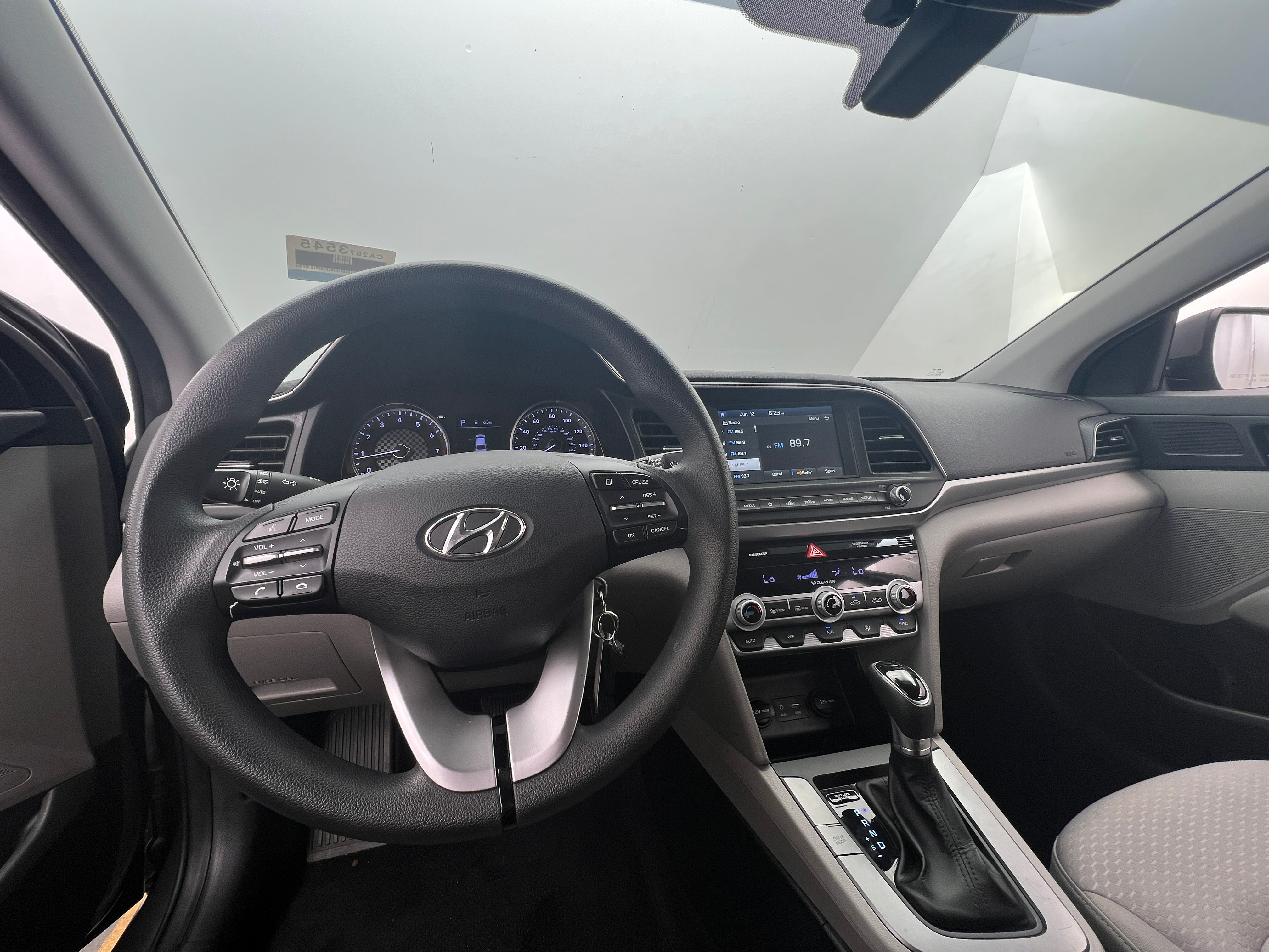 2020 Hyundai Elantra SEL 3
